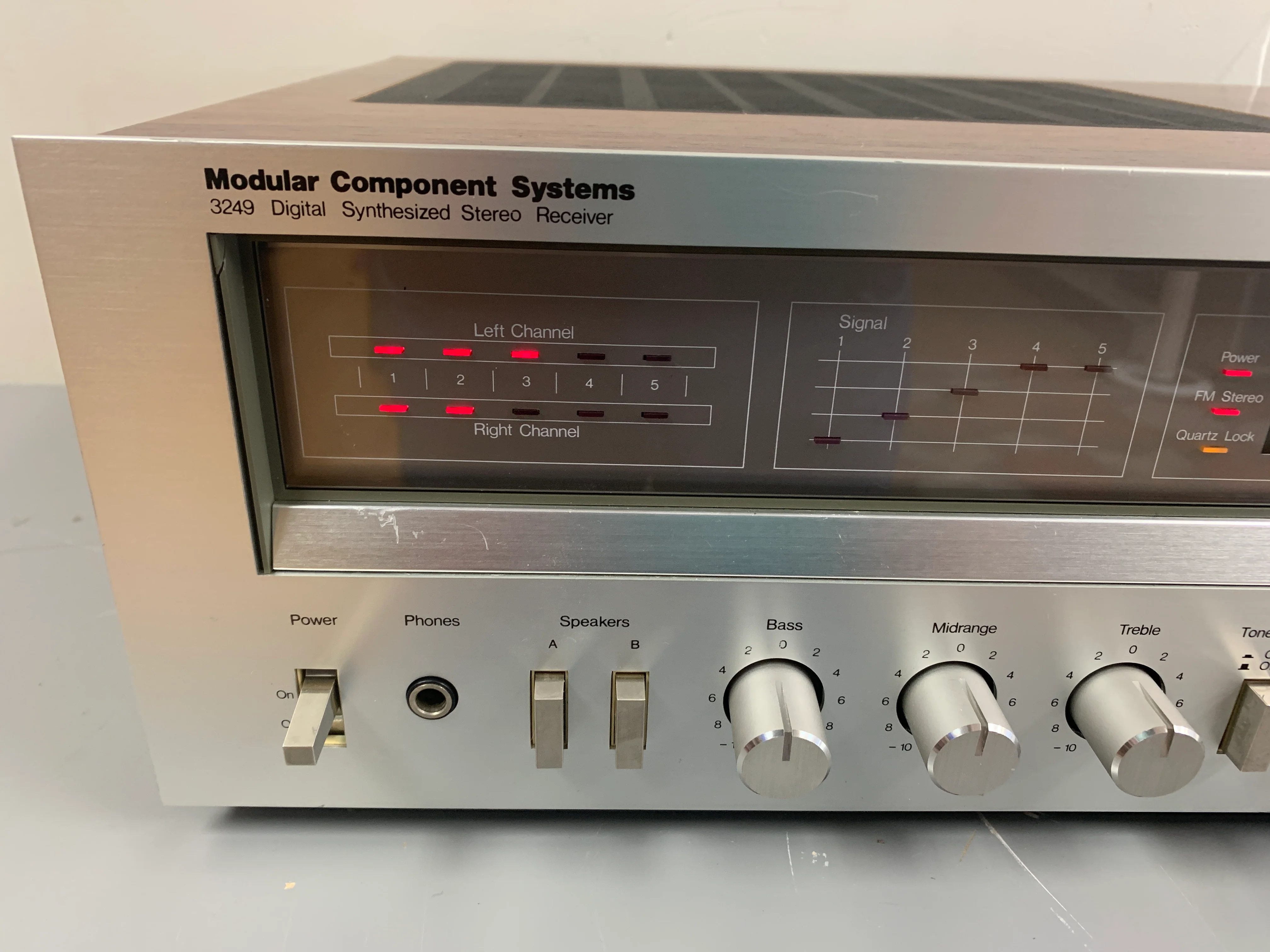 MCS Modular Component System 3249 Stereo Receiver * 45W RMS * 1981 - Image 2