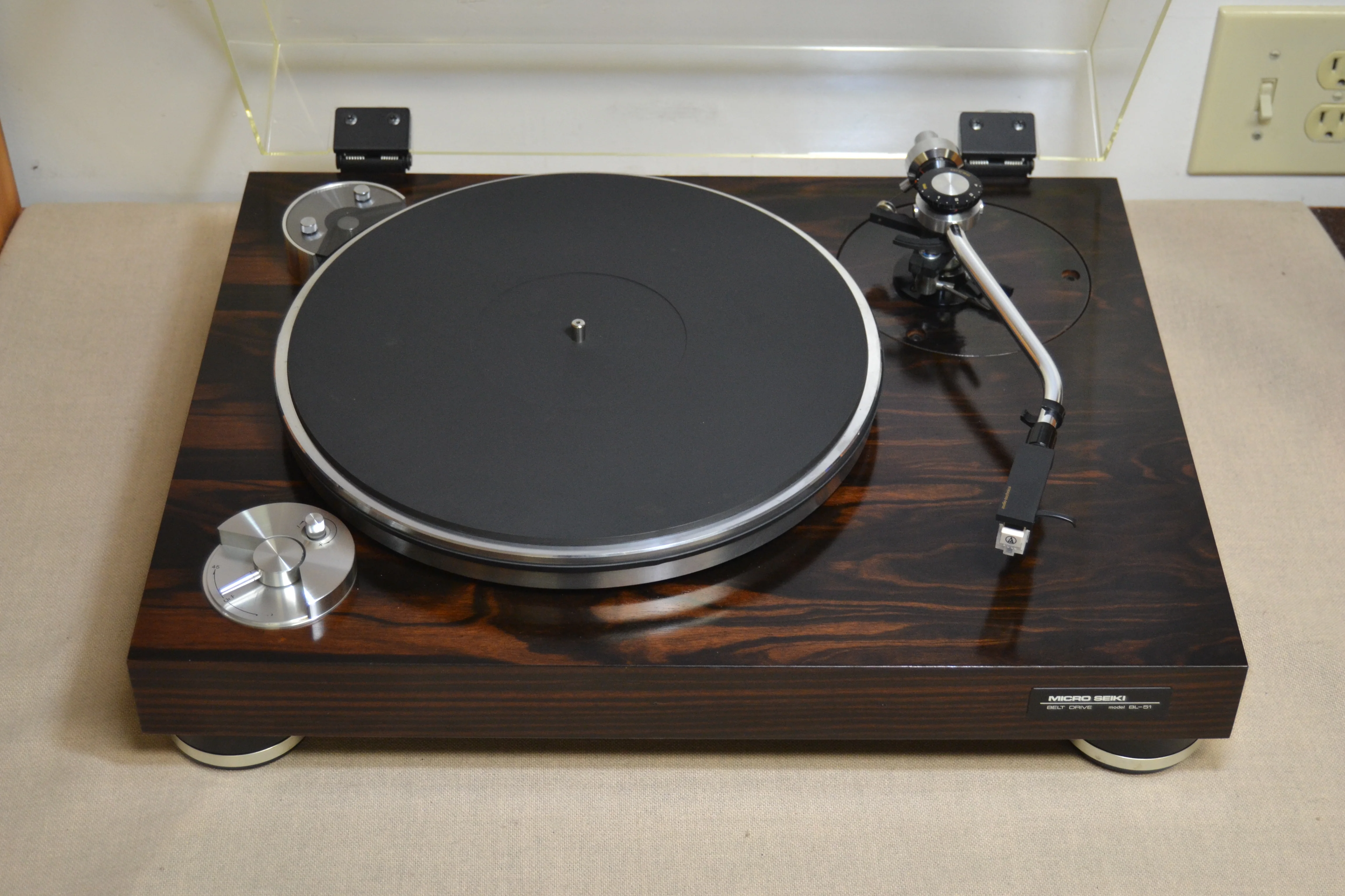 Micro Seiki BL-51 Belt Drive Turntable with Micro Seiki MA-101 MKII Tonearm - NEW AT3600 Cartridge