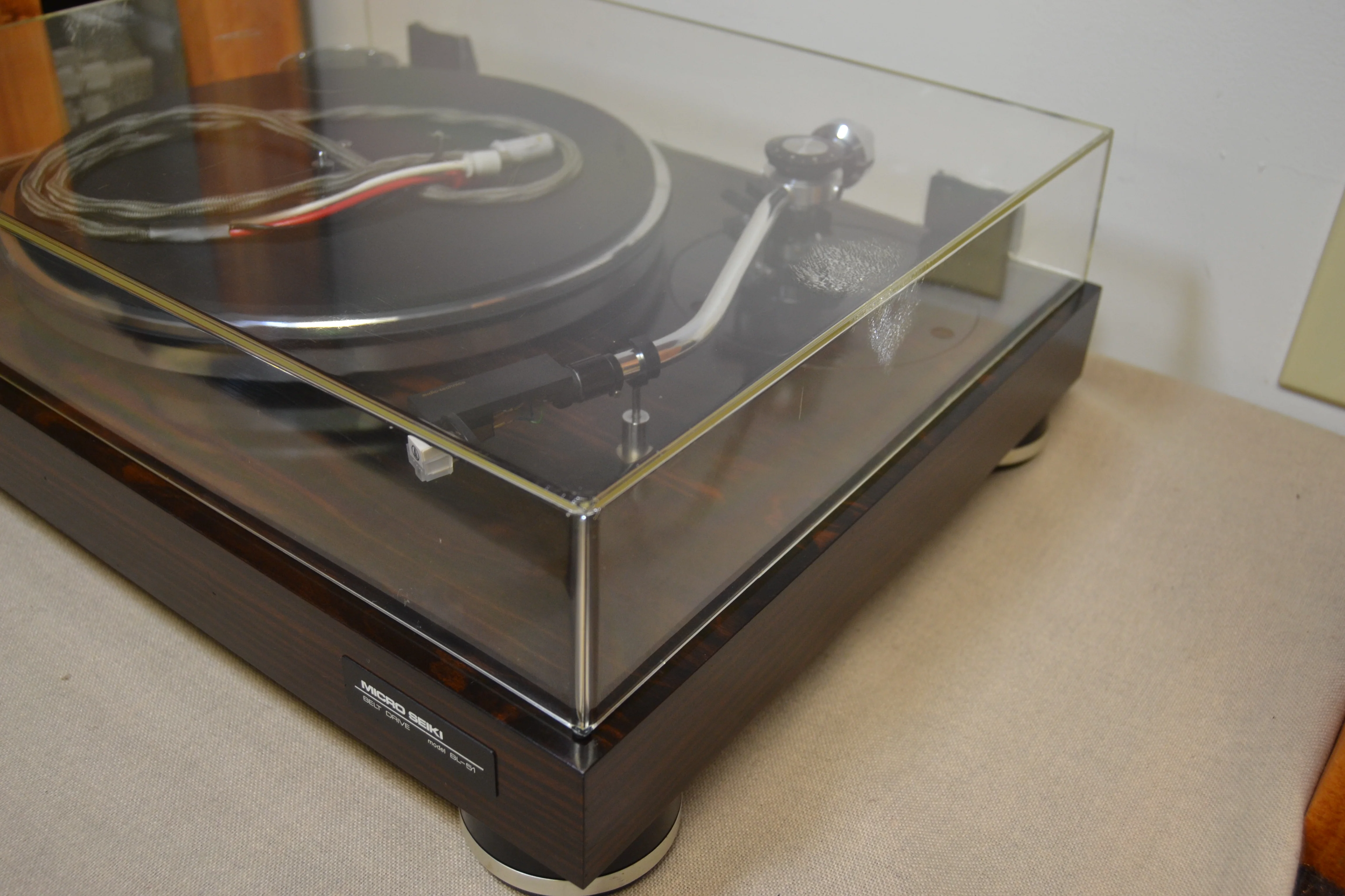 Micro Seiki BL-51 Belt Drive Turntable with Micro Seiki MA-101 MKII Tonearm - NEW AT3600 Cartridge - Image 3