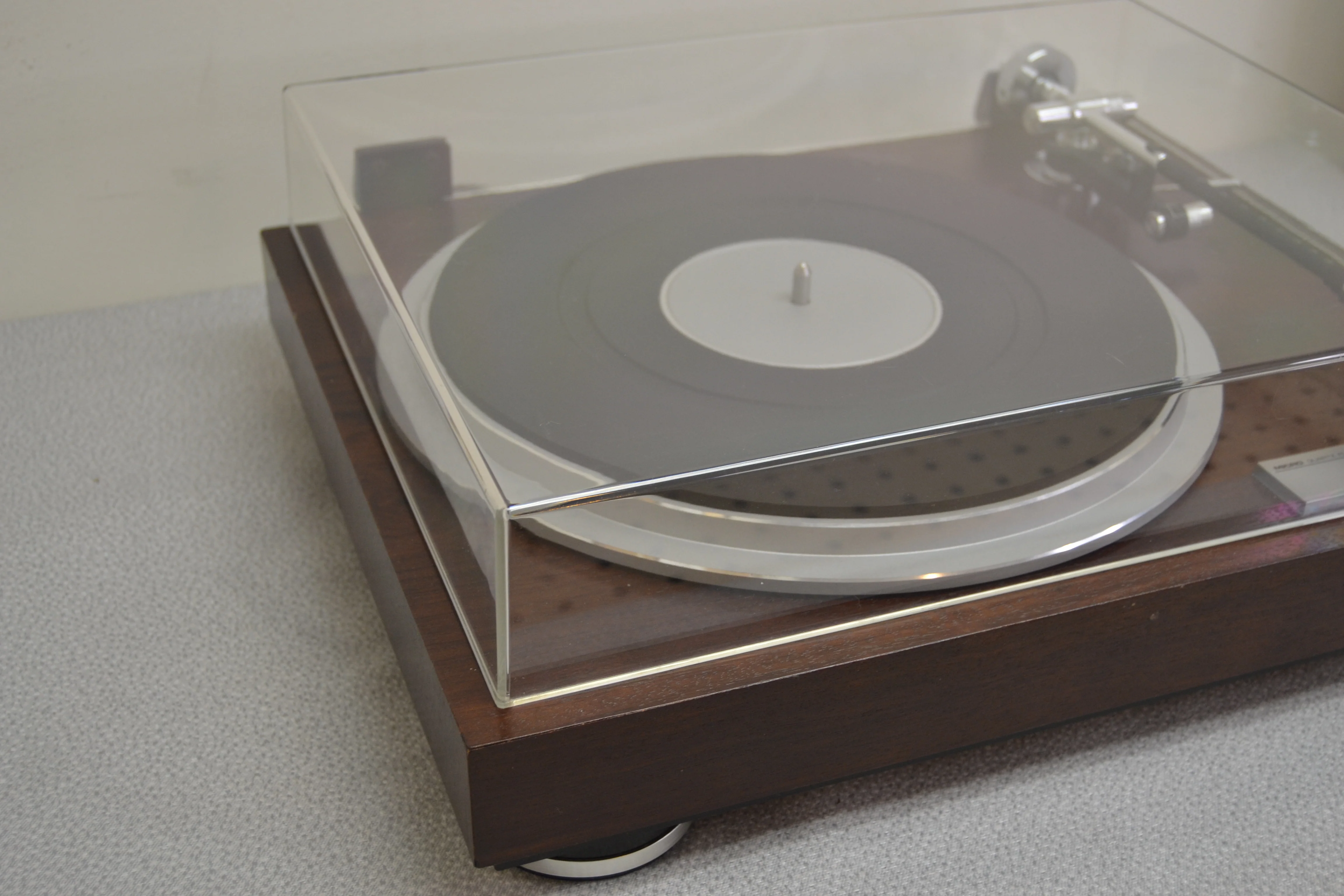 Micro Seiki DQ-3 Quartz-Locked PLL Direct-Drive Turntable - Image 10