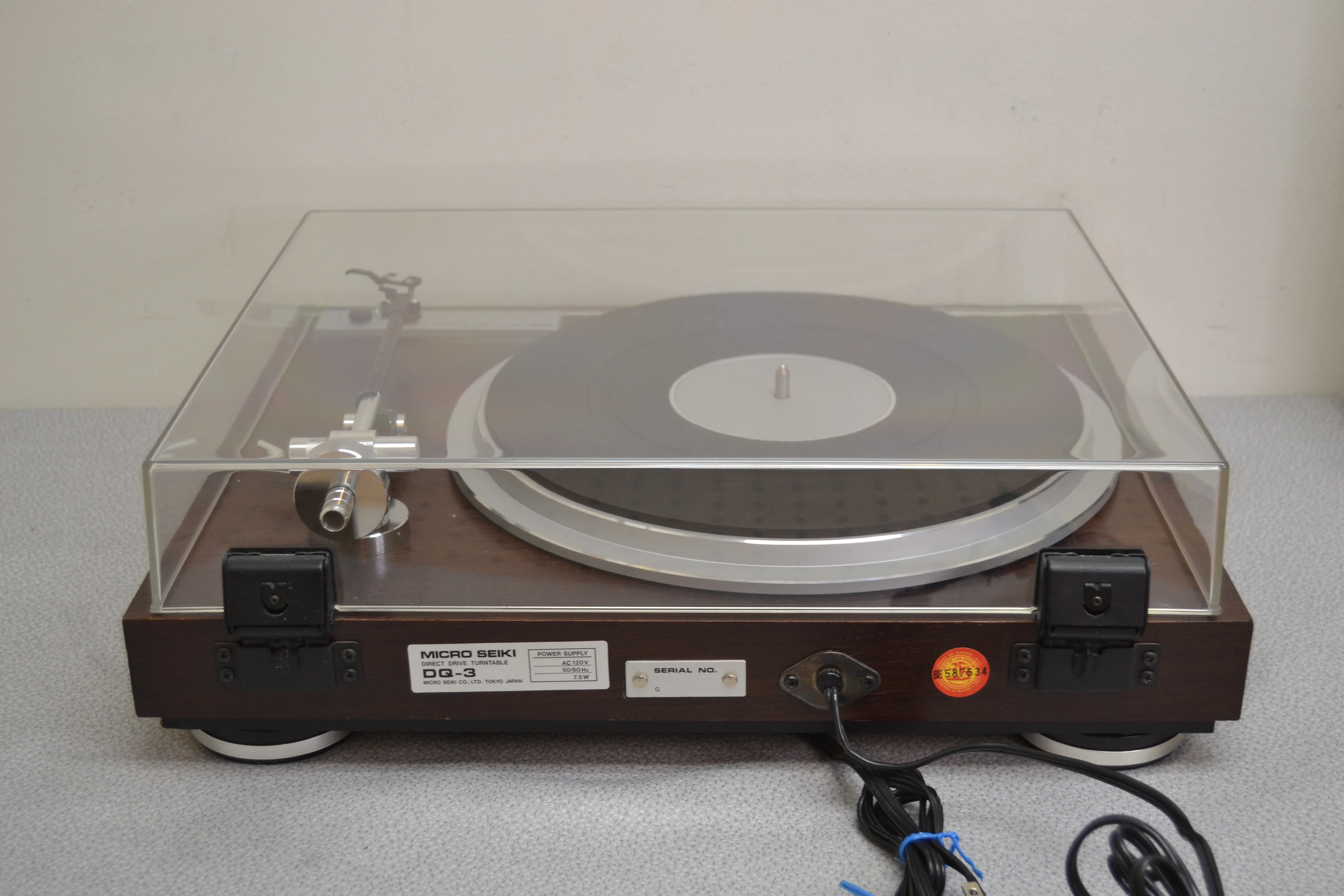 Micro Seiki DQ-3 Quartz-Locked PLL Direct-Drive Turntable - Image 11