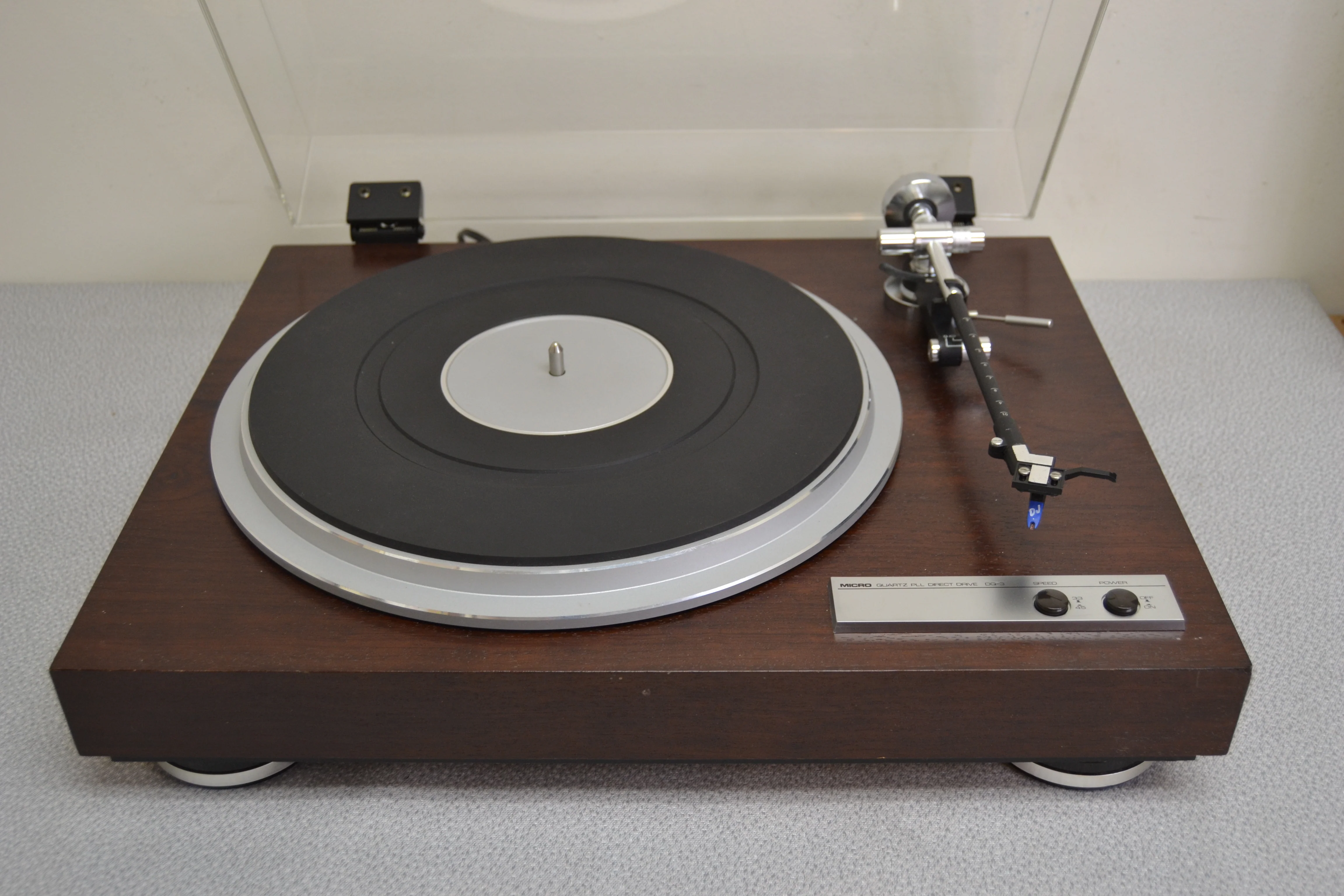Micro Seiki DQ-3 Quartz-Locked PLL Direct-Drive Turntable - Image 3