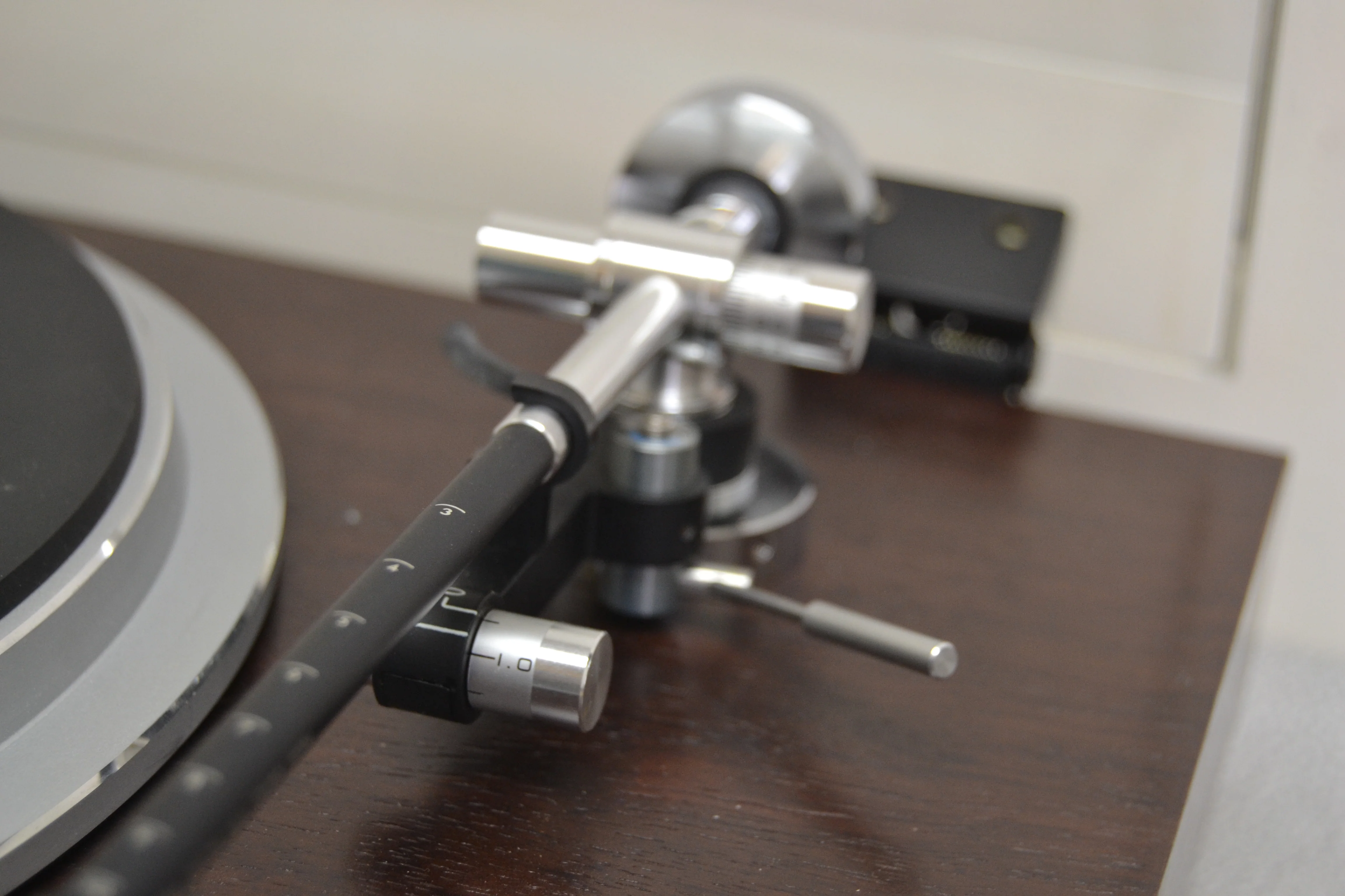 Micro Seiki DQ-3 Quartz-Locked PLL Direct-Drive Turntable - Image 8