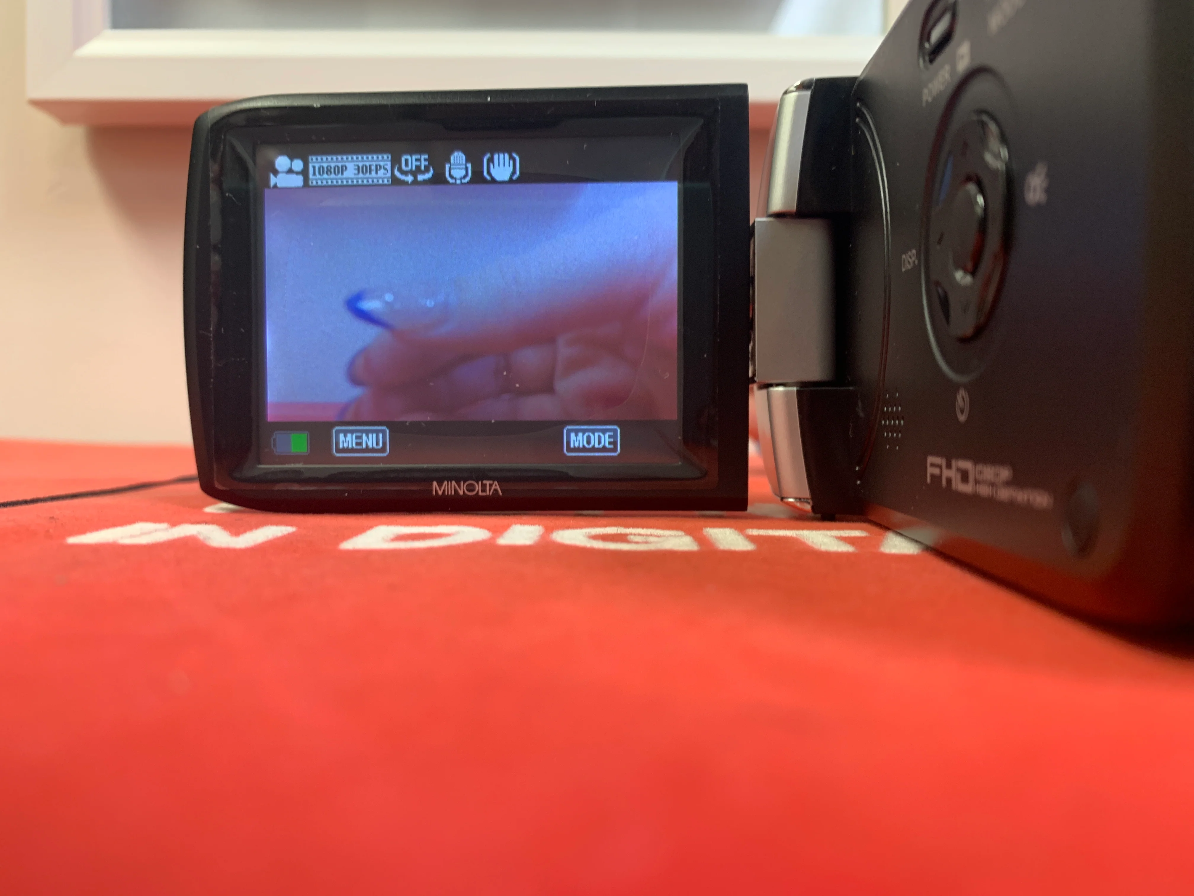 Minola MN50HD 20.0 MegaPixel Camera Recorder Camcorder /w Box and Instructions - Image 2