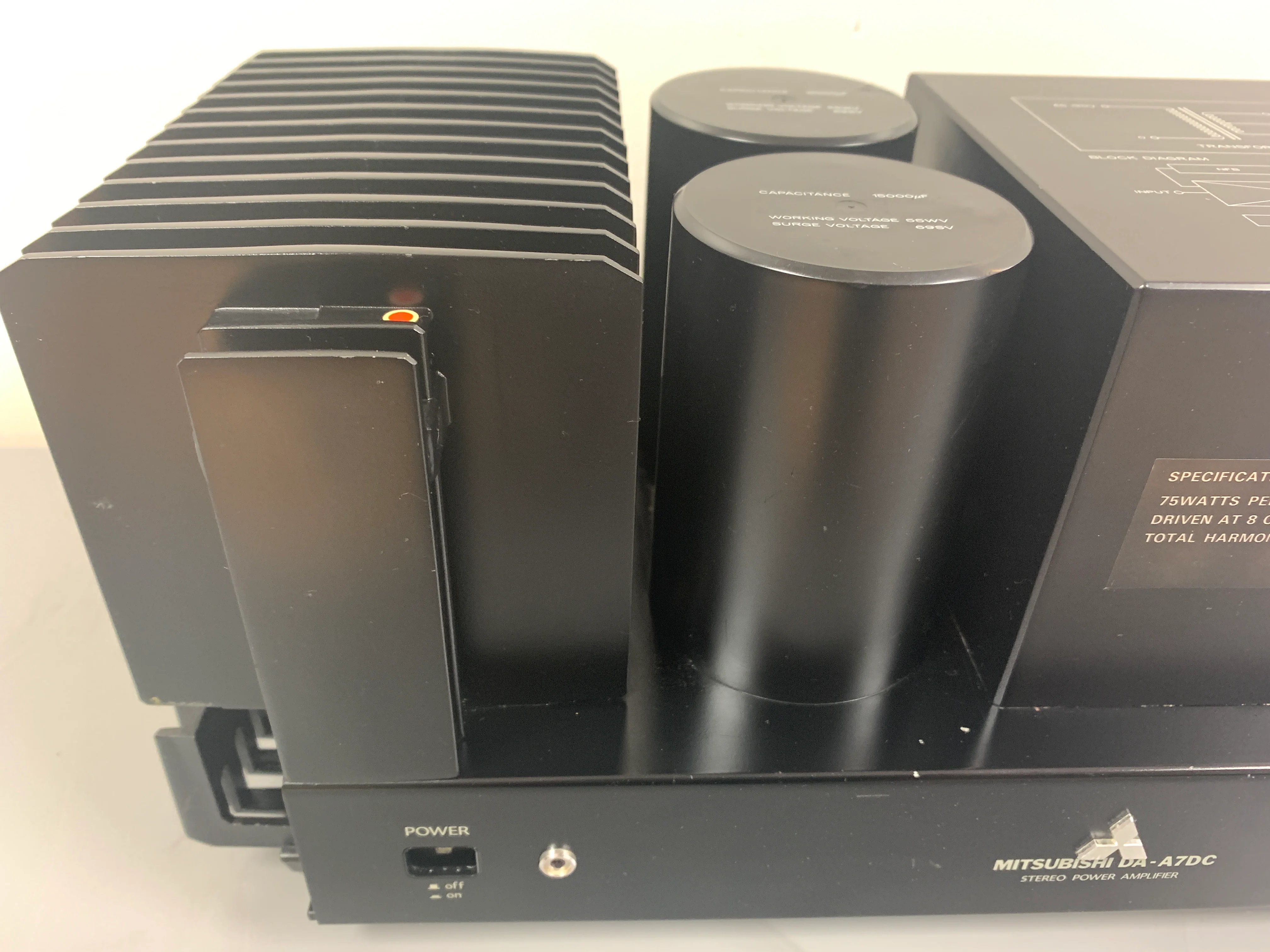 Mitsubishi DA-A7DC Power Amplifier - Image 2