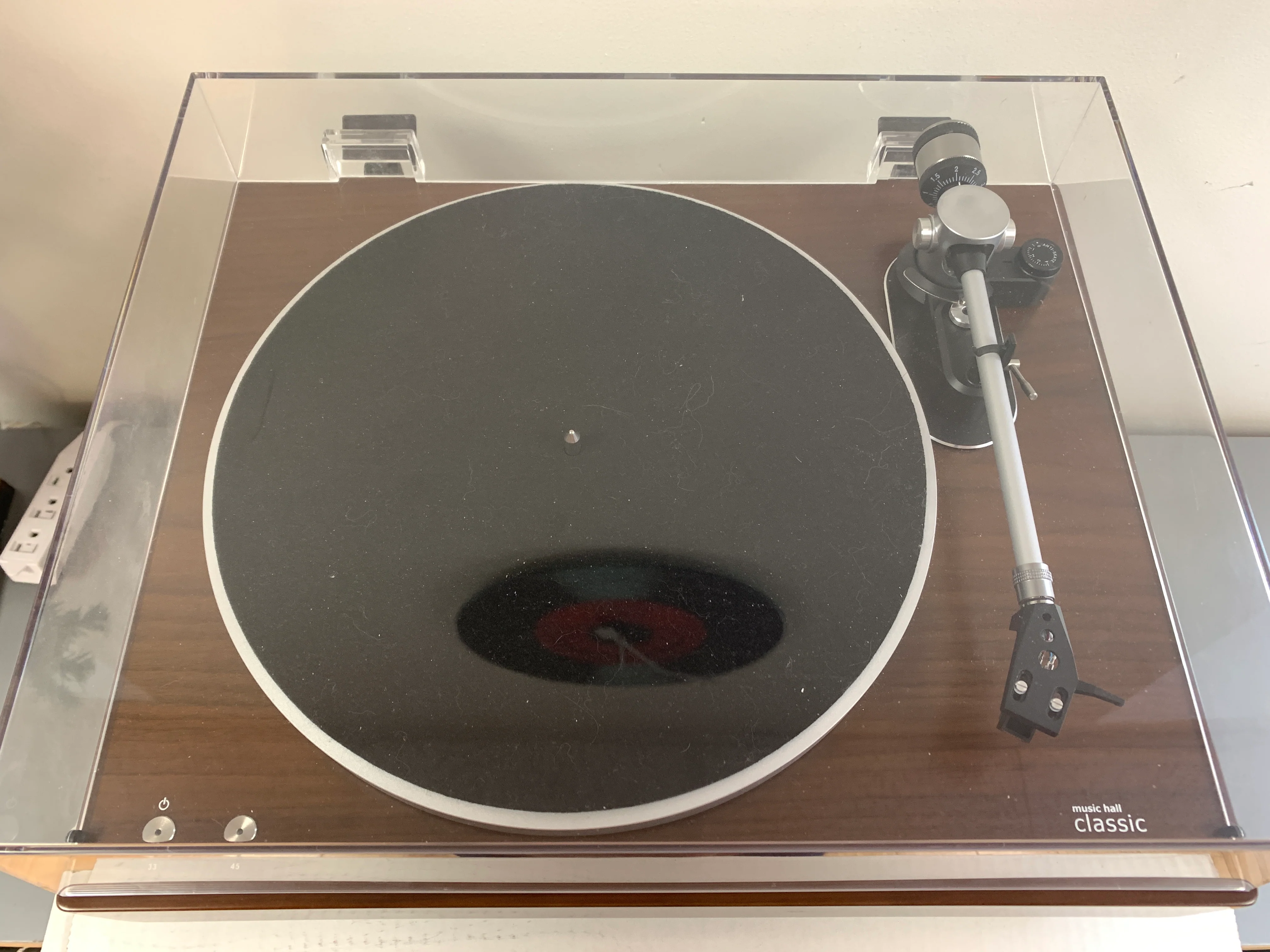 Music Hall Classic Turntable * box - Image 4