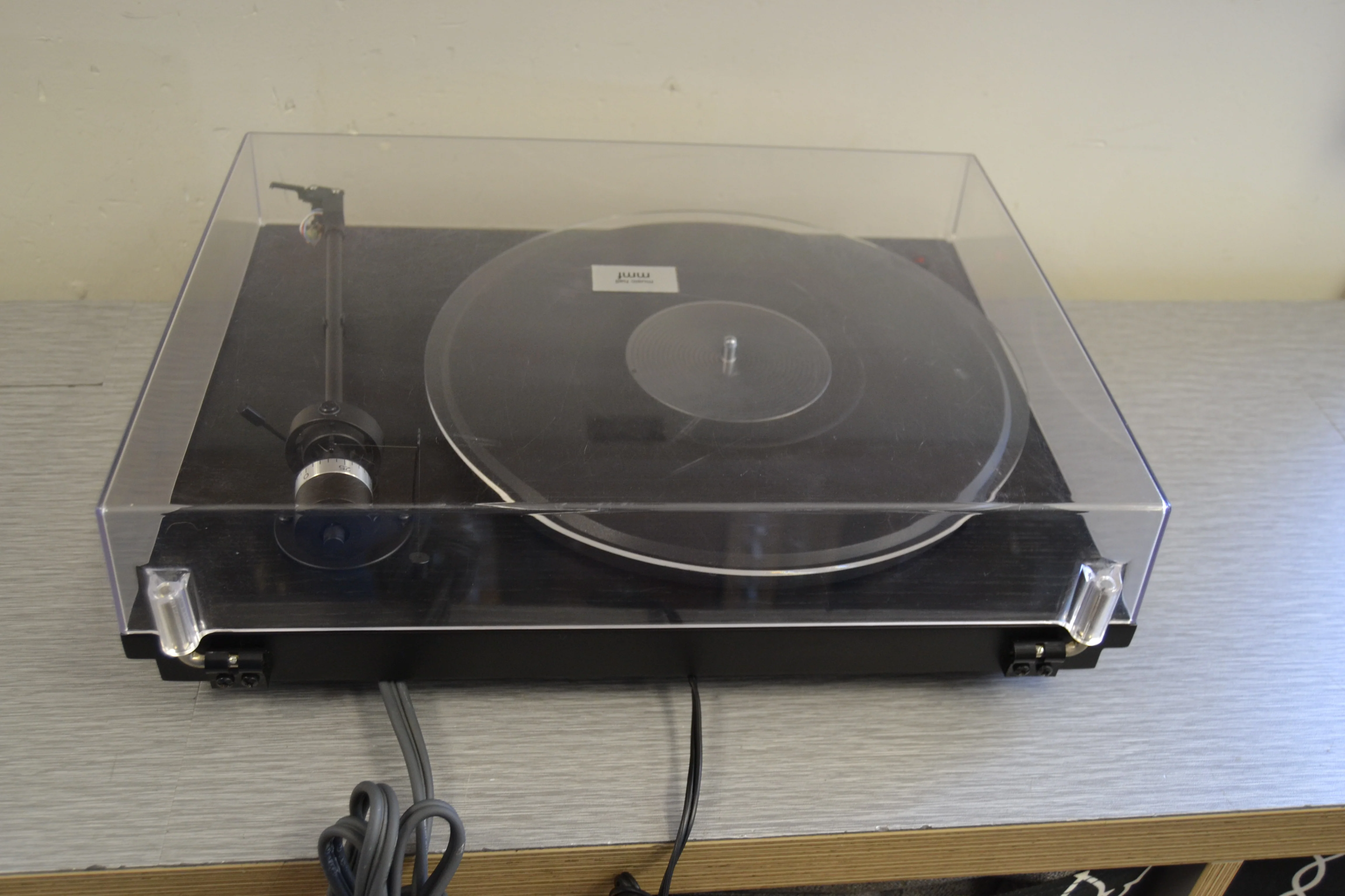 Music Hall MMF 2.1 Turntable * Clear Platter * Ortofon OM Cartridge - Image 10