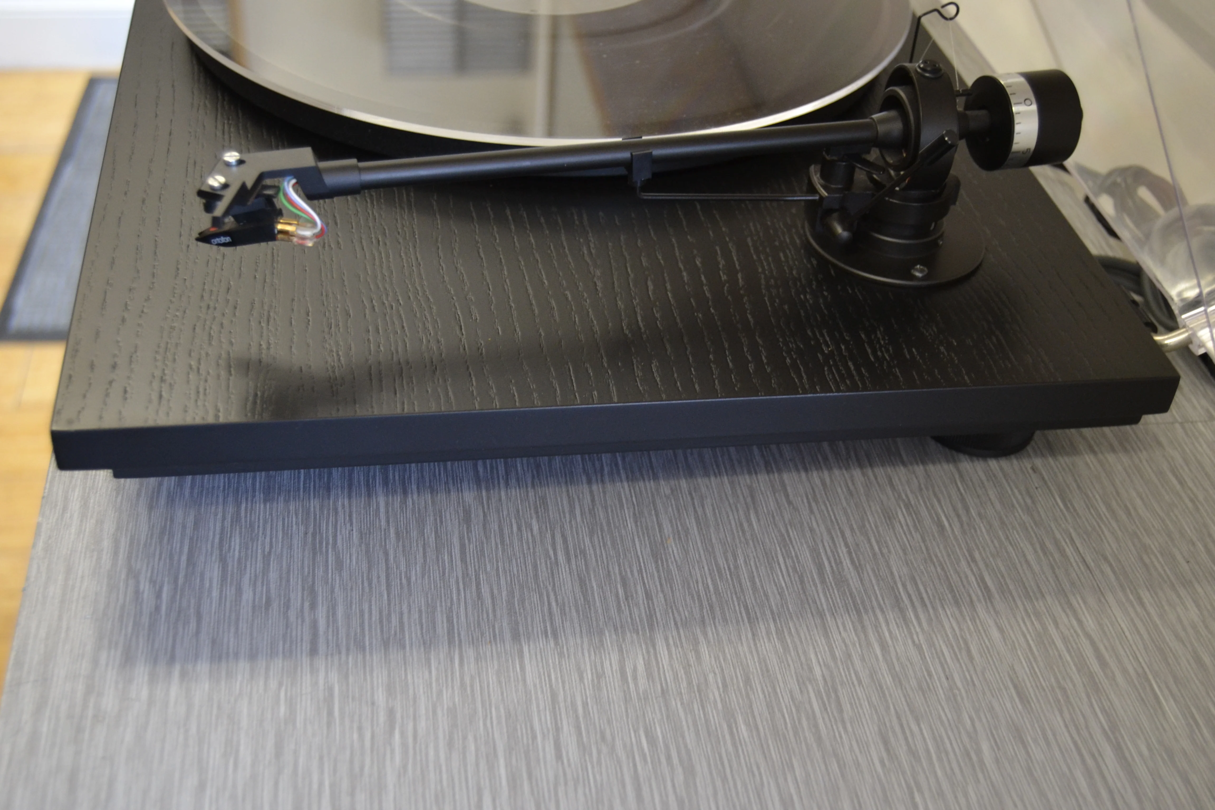 Music Hall MMF 2.1 Turntable * Clear Platter * Ortofon OM Cartridge - Image 8