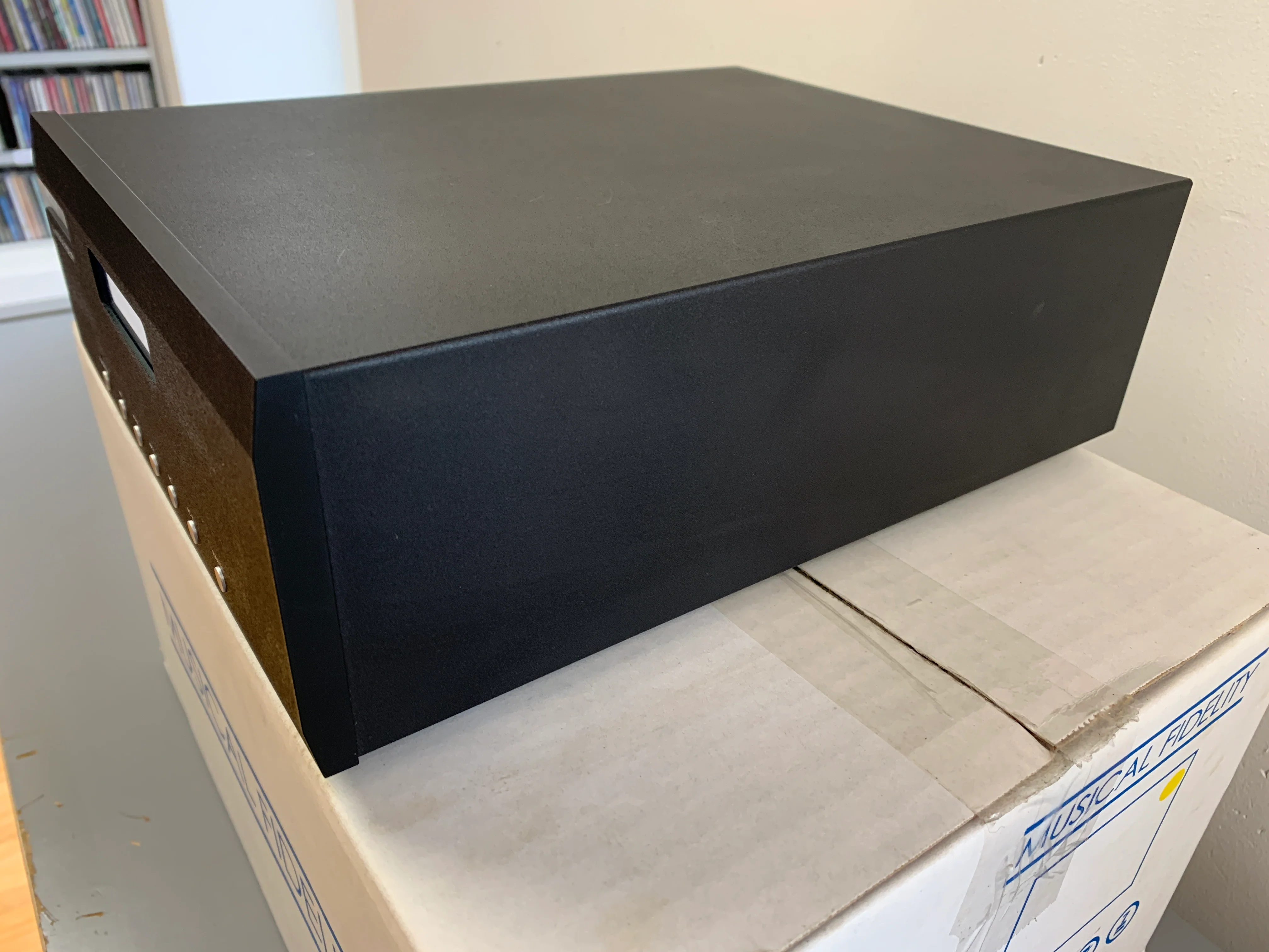 Musical Fidelity M1ViNL MM MC phono stage * Box - Image 8