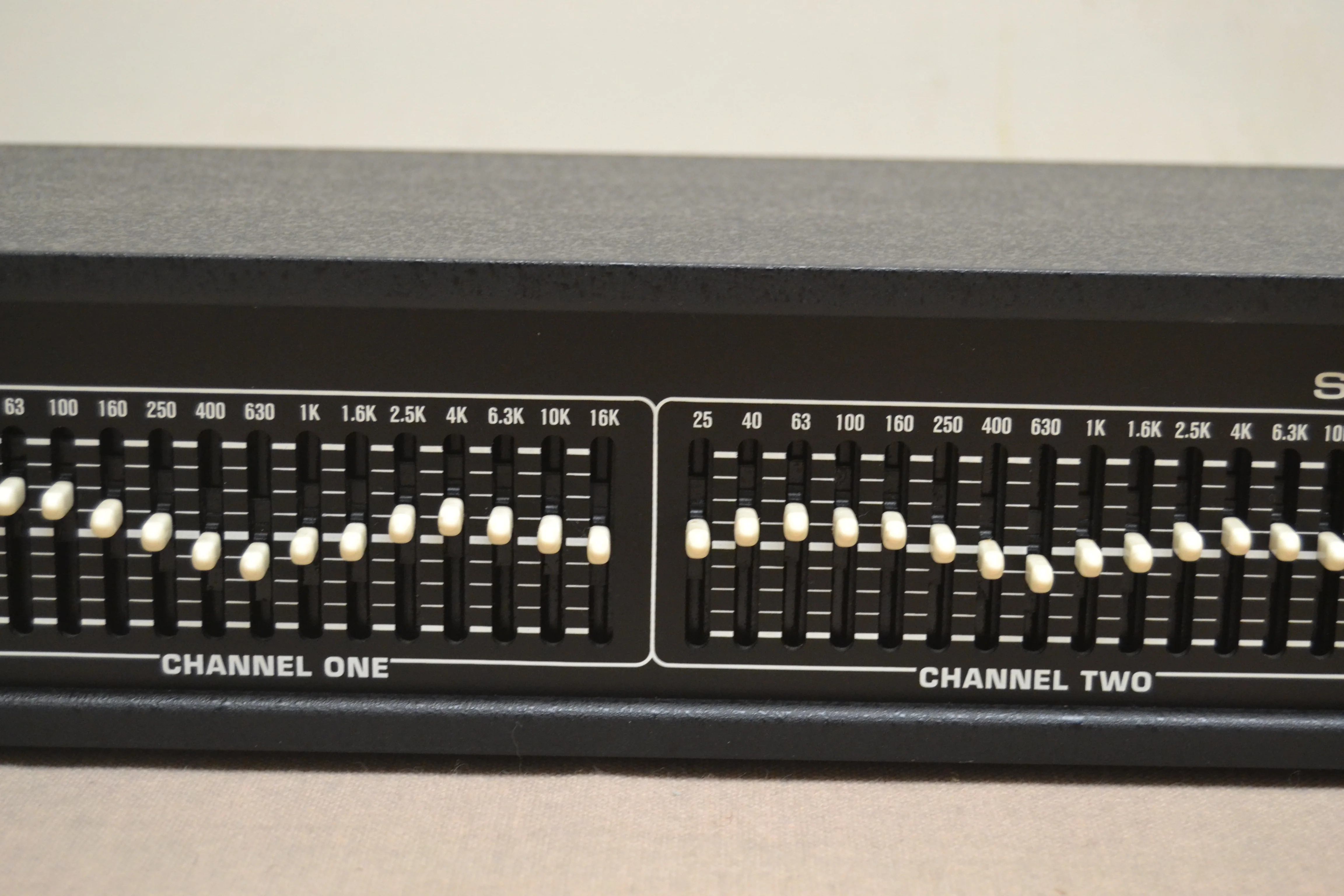 MXR Stereo 15 Band Graphic Equalizer Model 127 - Image 3
