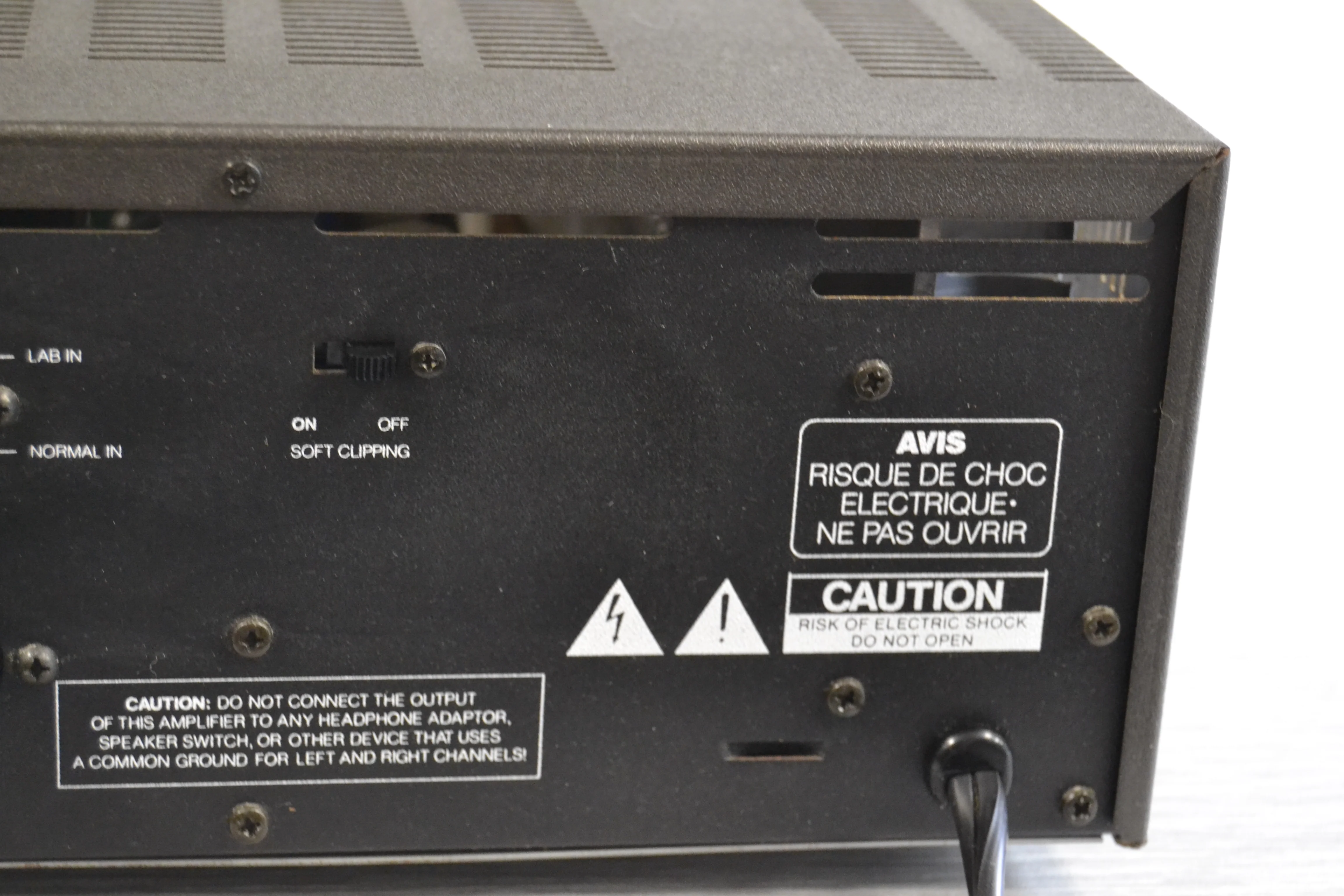 NAD 2200 Stereo Power Amplifier * 100W RMS - Image 10