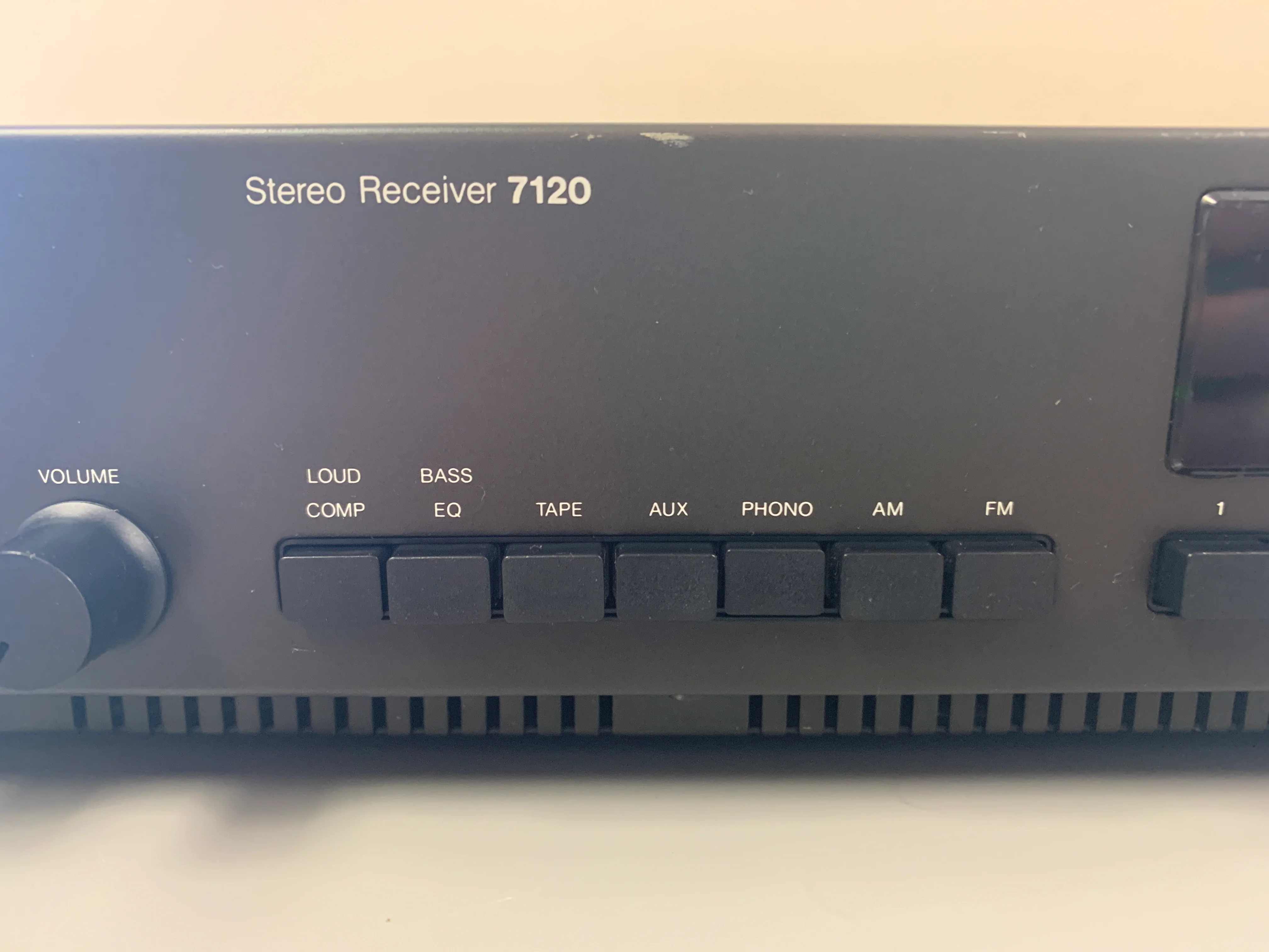 NAD 7120 Stereo Receiver - Image 3