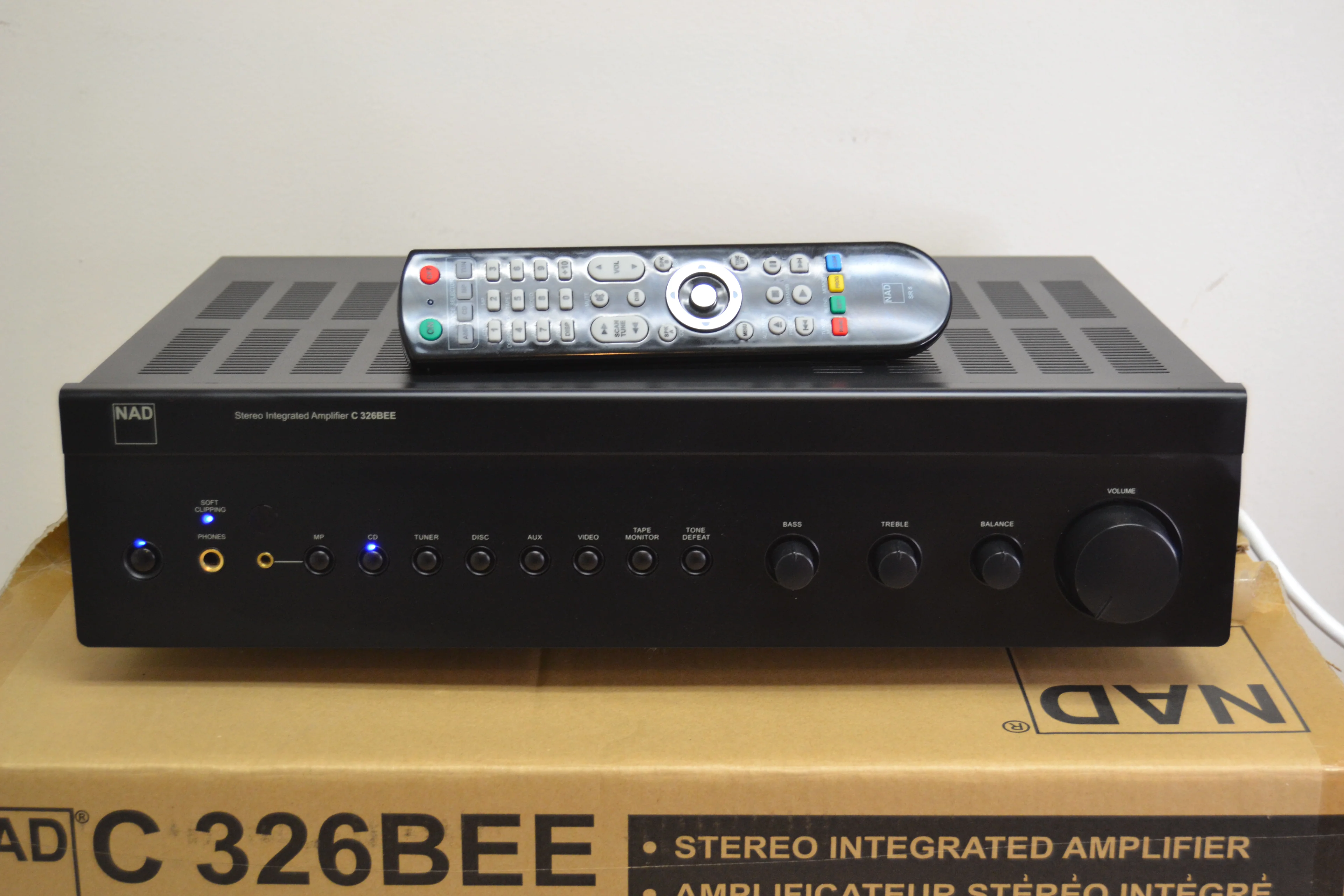 Nad C326BEE Stereo Integrated Amplifier * 50W RMS * Box * Manual * Remote - Image 2