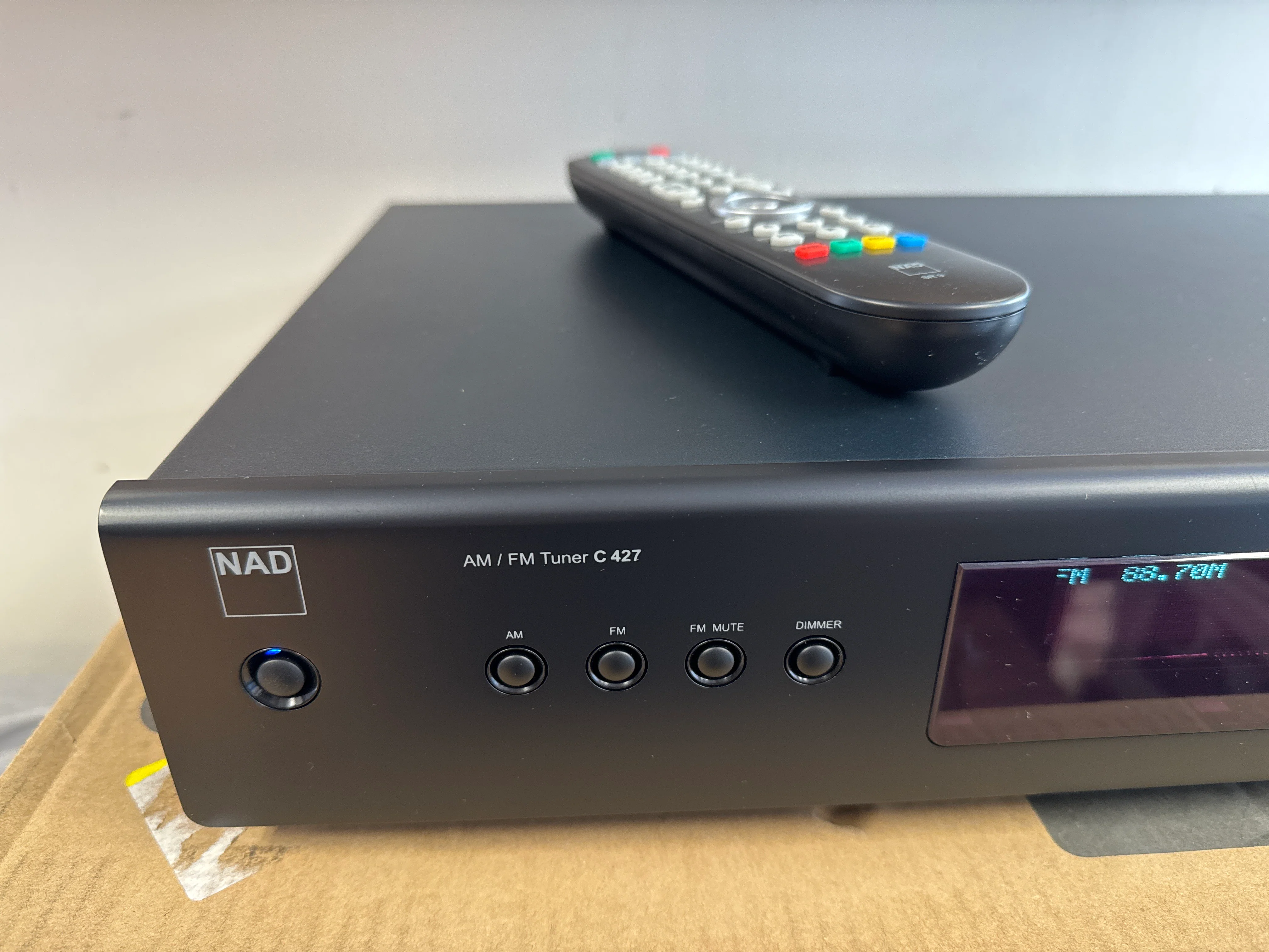 NAD C427 Stereo Tuner * Box * Manual * Remote - Image 2