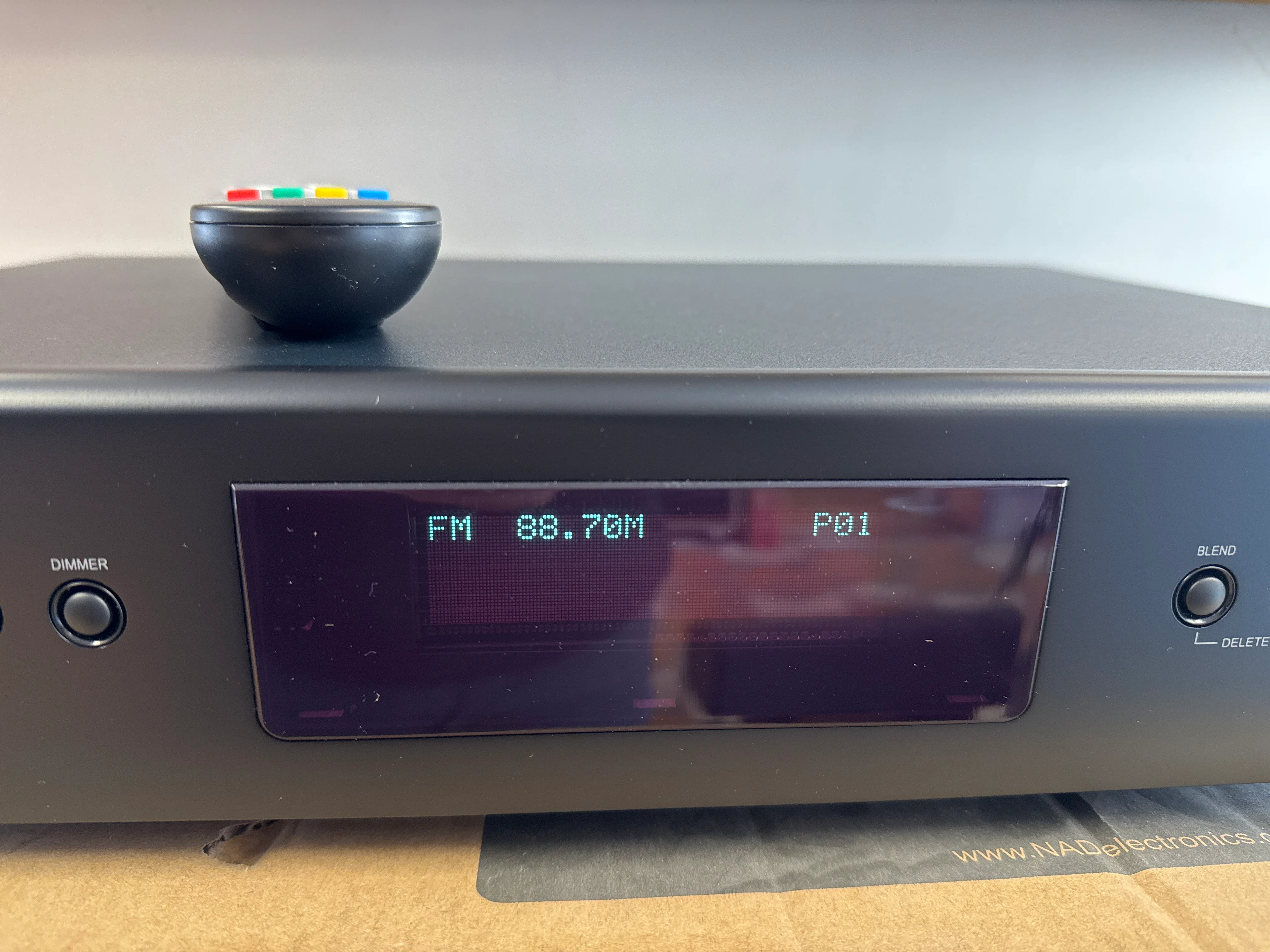 NAD C427 Stereo Tuner * Box * Manual * Remote - Image 3