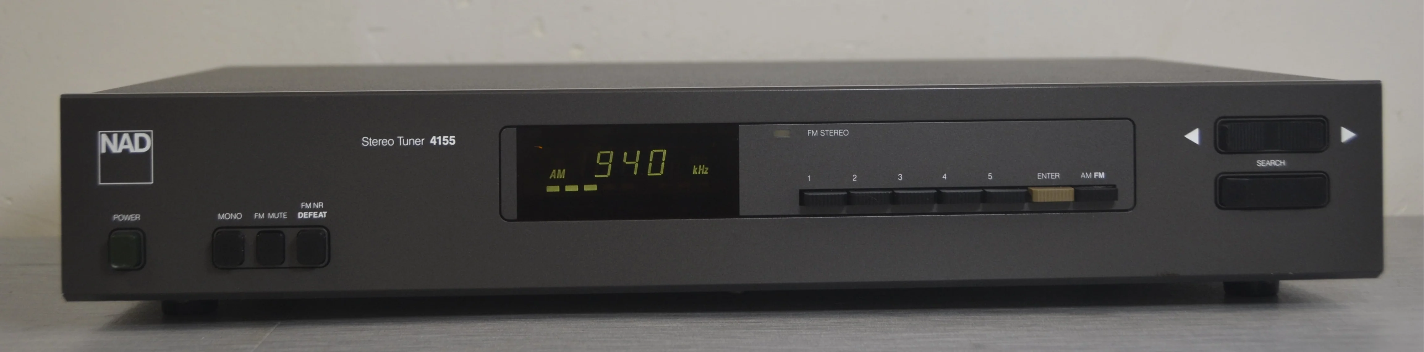 NAD Stereo Tuner 4155