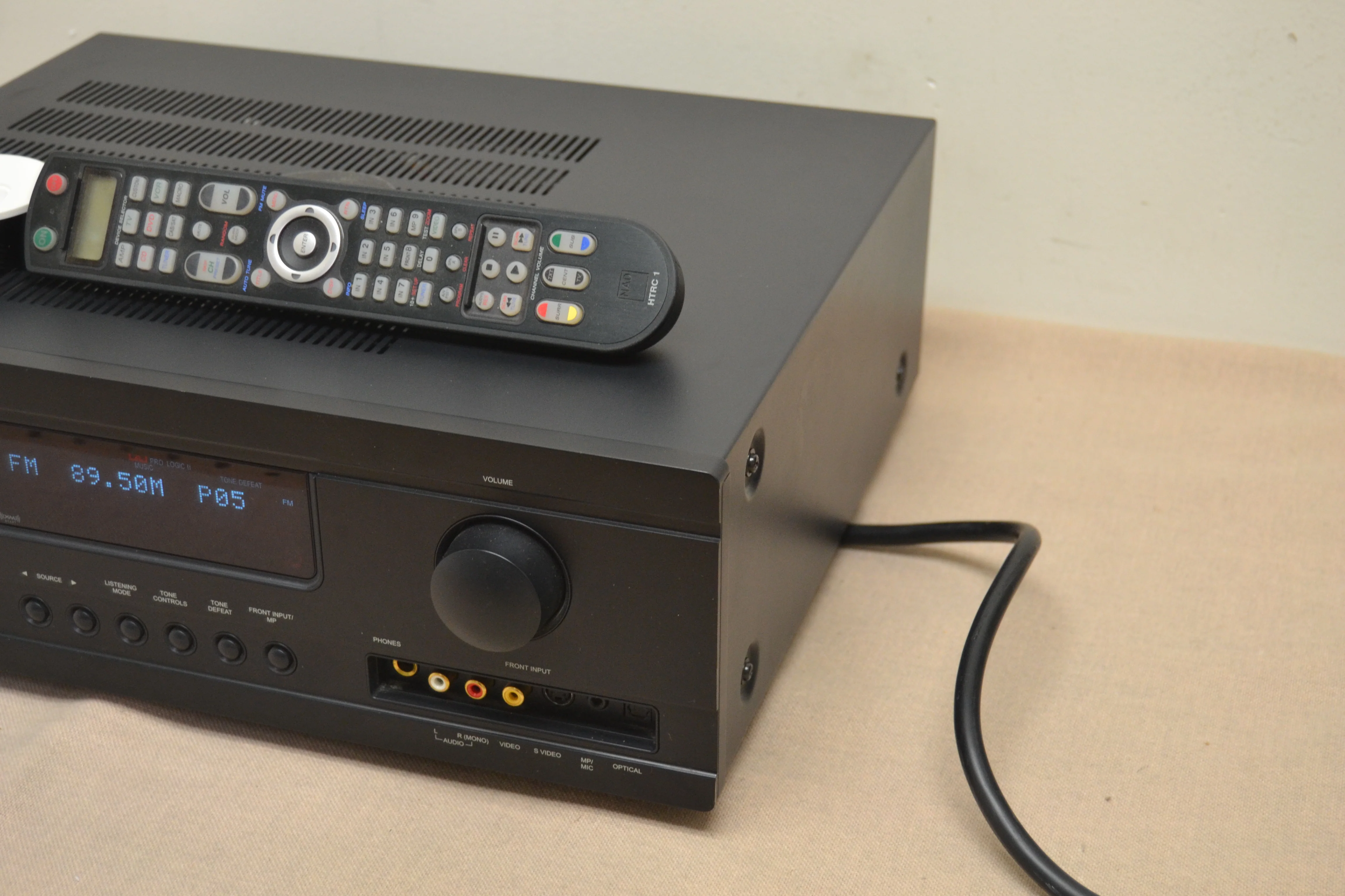 NAD T175 Stereo AV Tuner Preamplifier * Remote * Manual * Dock - Image 9
