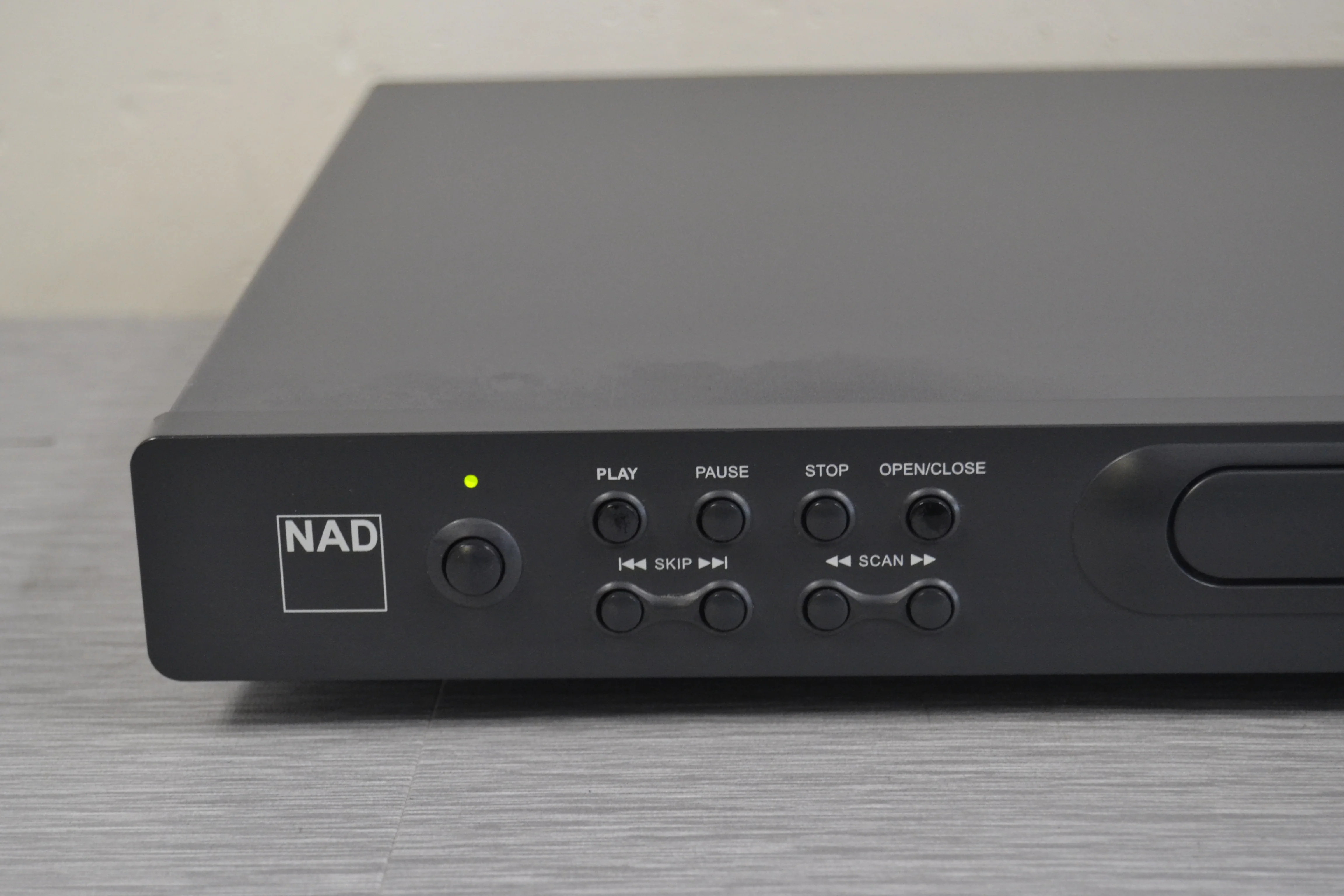 NAD T534 DVD/CD Player - Image 2