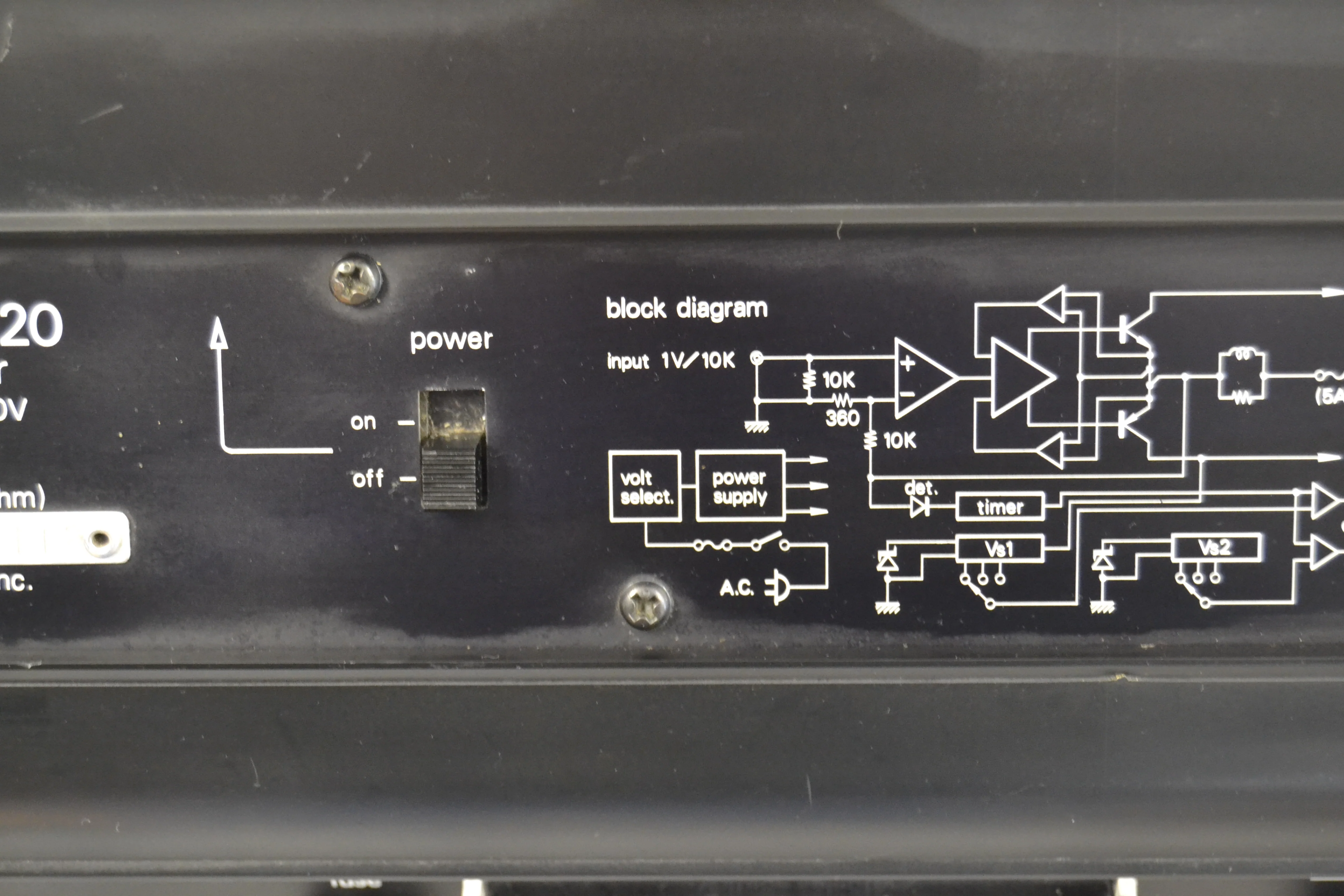 Nakamichi 620 and 630 Preamplifier/Tuner * Power Amplifier 100W RMS - Image 16