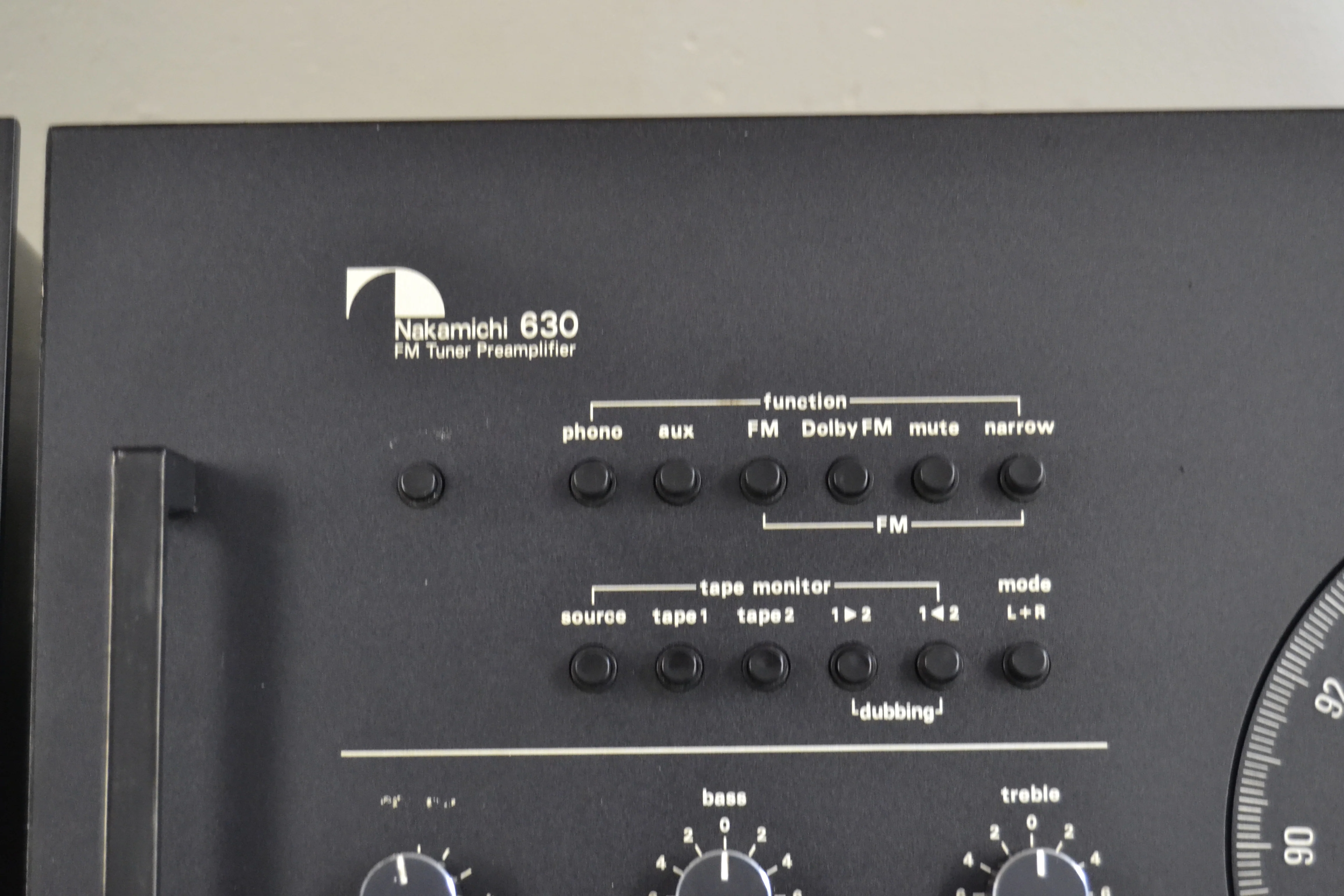 Nakamichi 620 and 630 Preamplifier/Tuner * Power Amplifier 100W RMS - Image 5