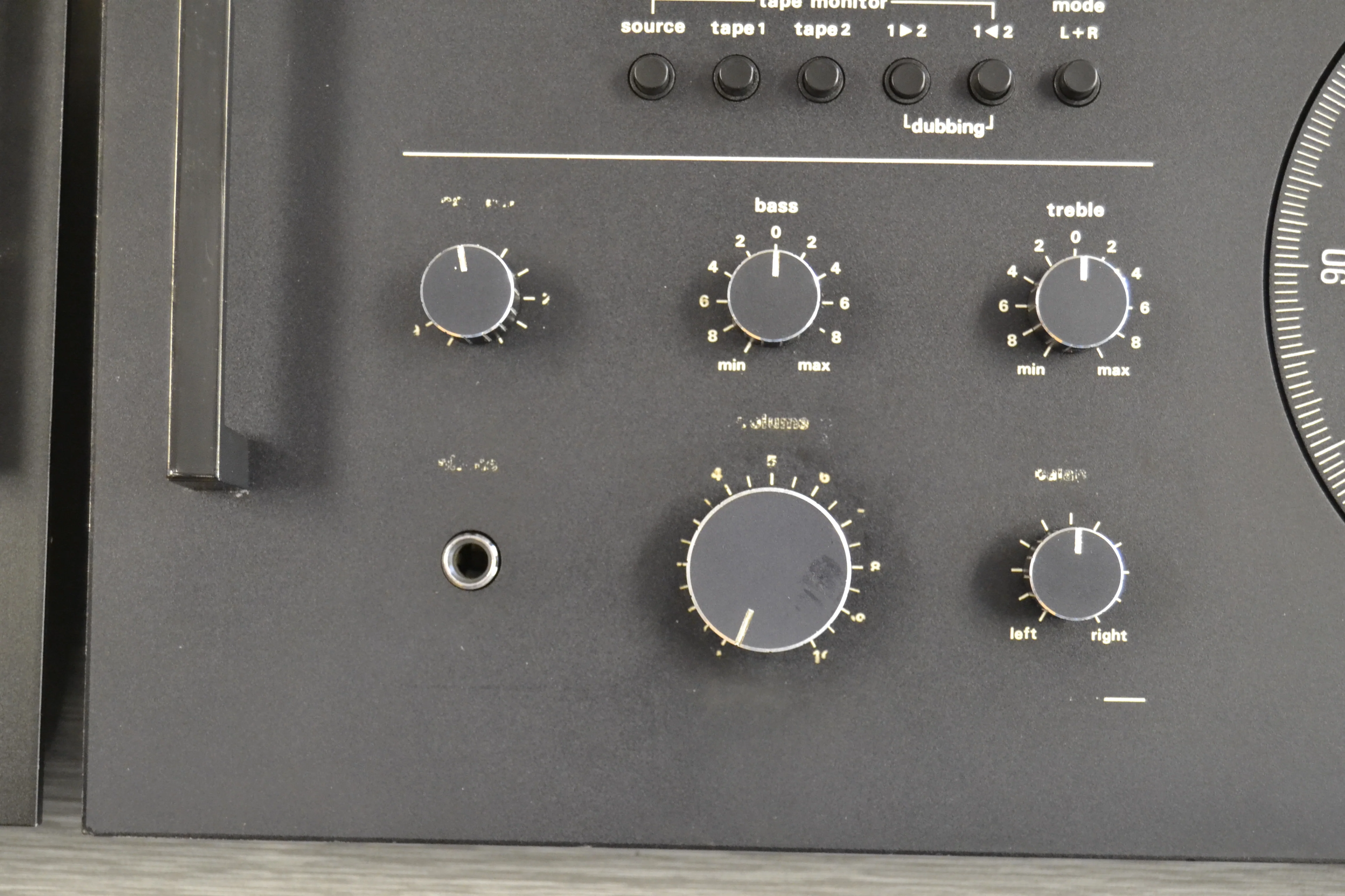 Nakamichi 620 and 630 Preamplifier/Tuner * Power Amplifier 100W RMS - Image 6