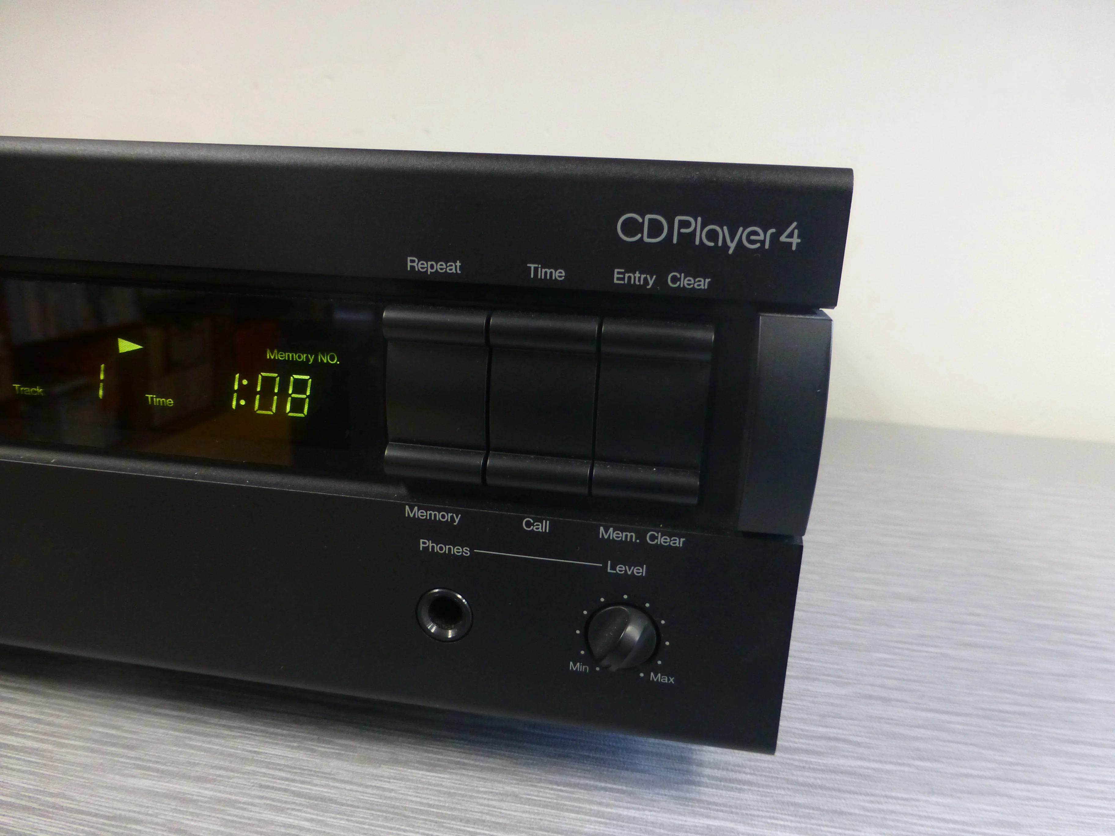 Nakamichi CD Player 4 - Single CD Player - Image 5