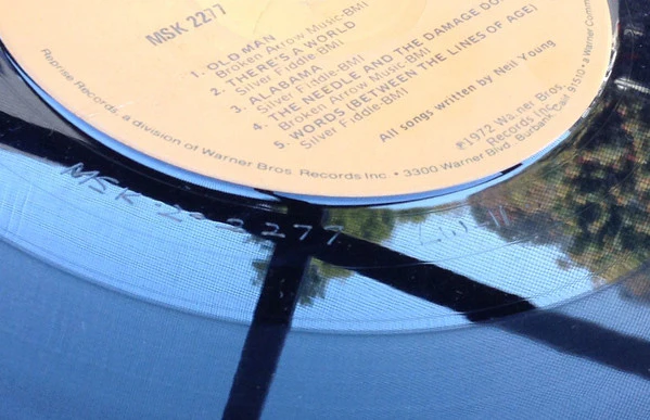 Neil Young - Harvest (LP, Album, RE, Los) (Very Good Plus (VG+)) - Image 5