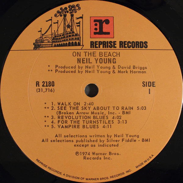 Neil Young - On The Beach (LP, Album, Pit) (Very Good Plus (VG+)) - Image 3