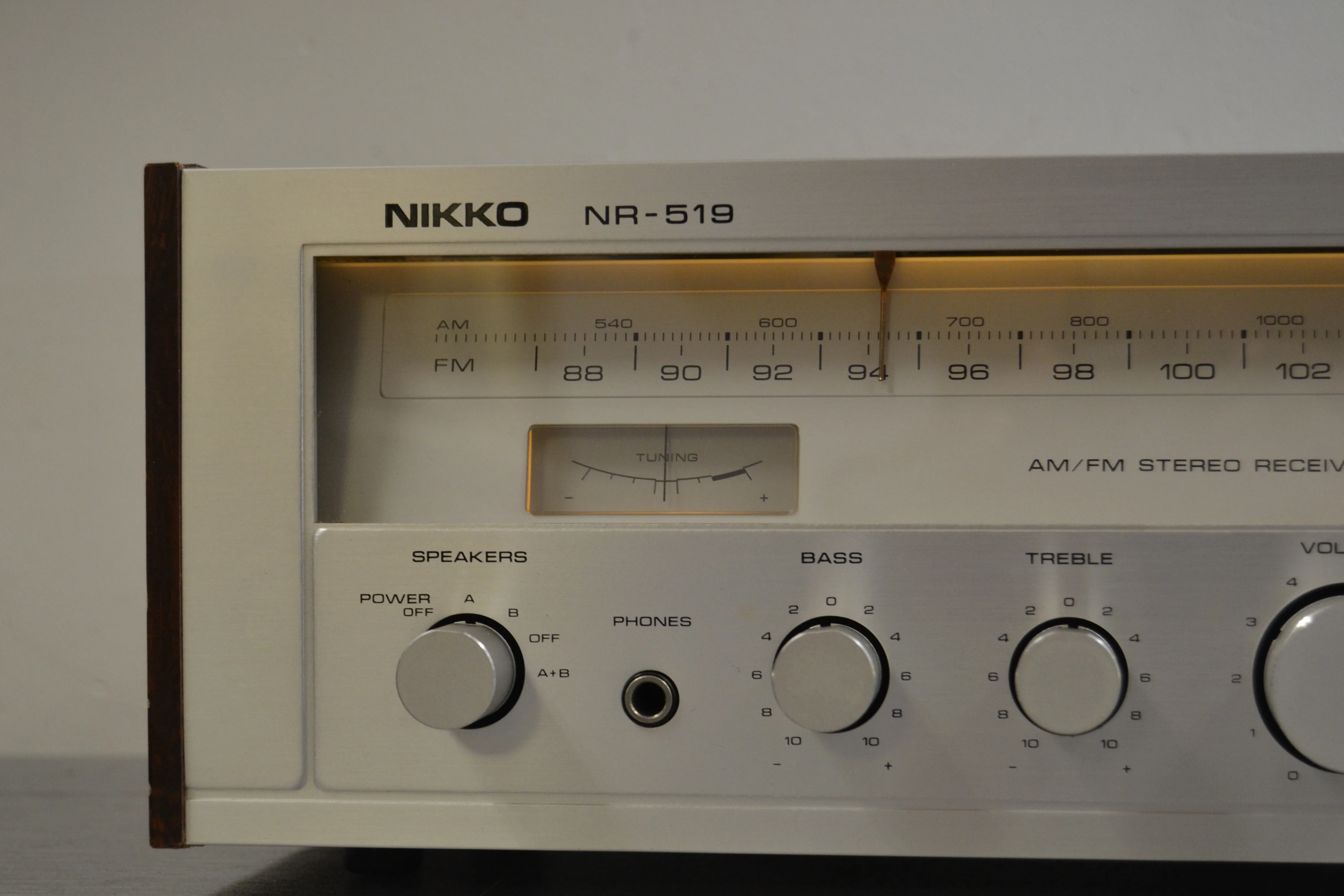 Nikko NR-519 Stereo Receiver * 20W RMS * 1980 - Image 2