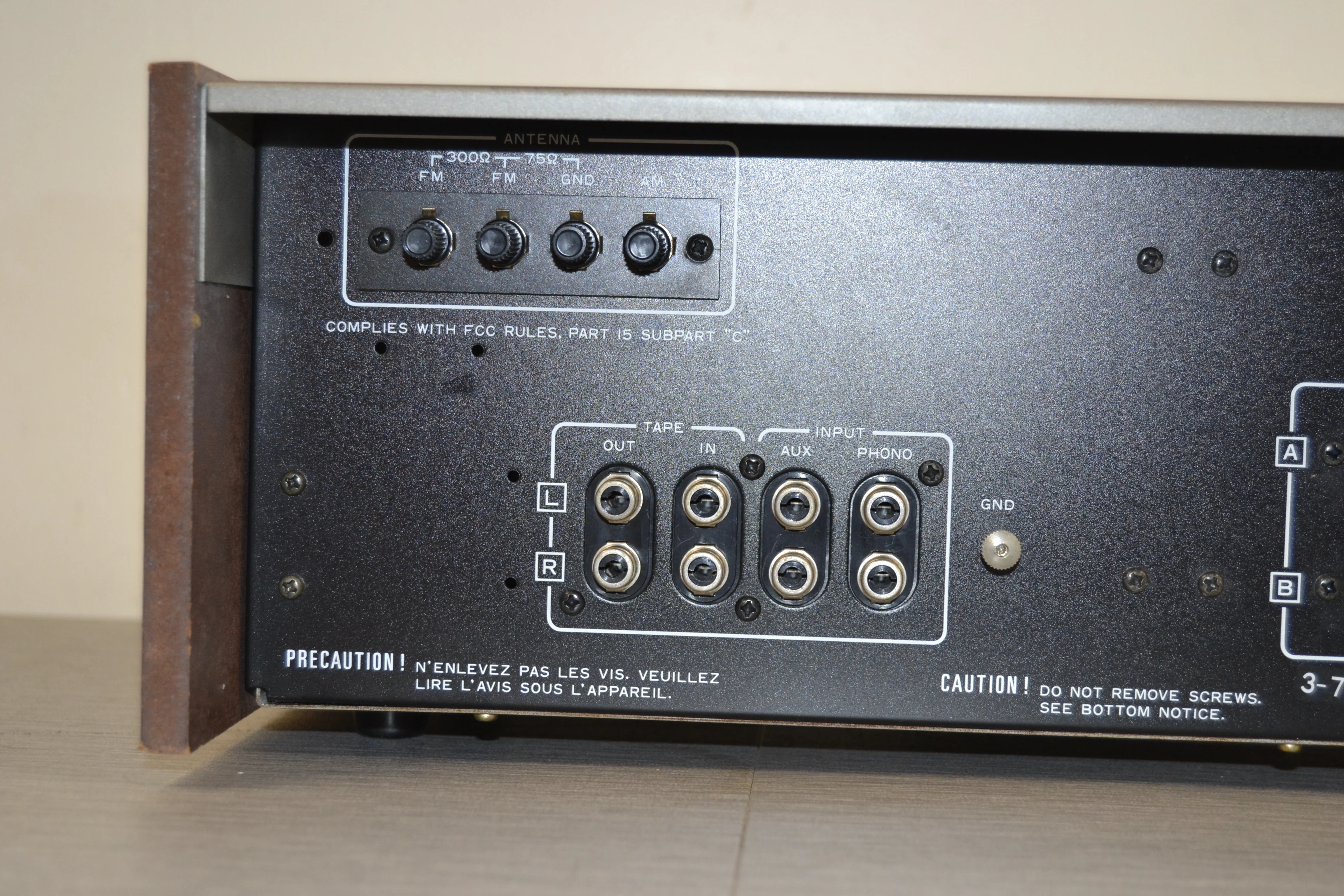 Nikko NR-519 Stereo Receiver * 20W RMS * 1980 - Image 9
