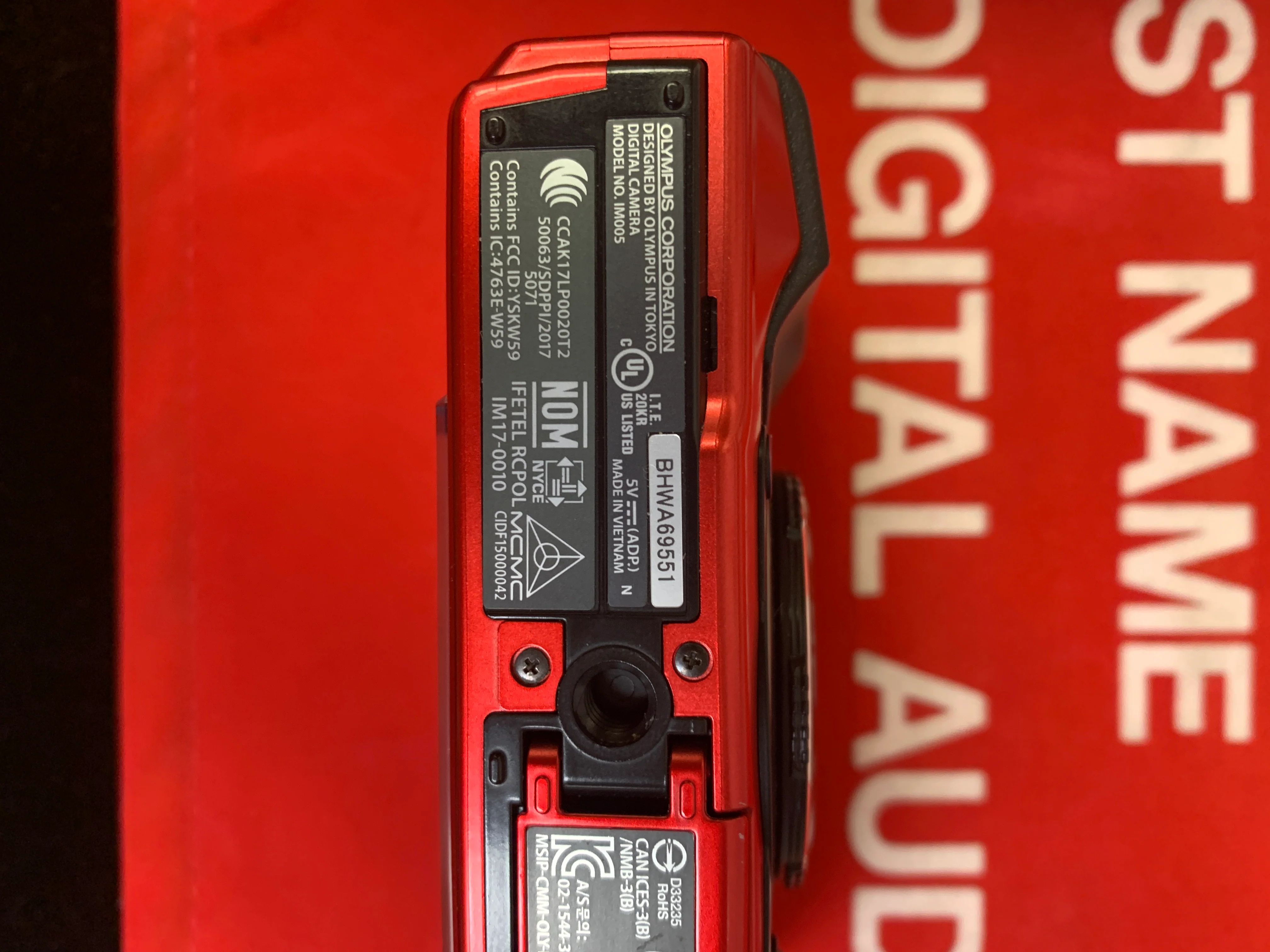 Olympus TG-5 Tough Camera * Red * w/ Box, Instructions & Carrying Case - Image 8