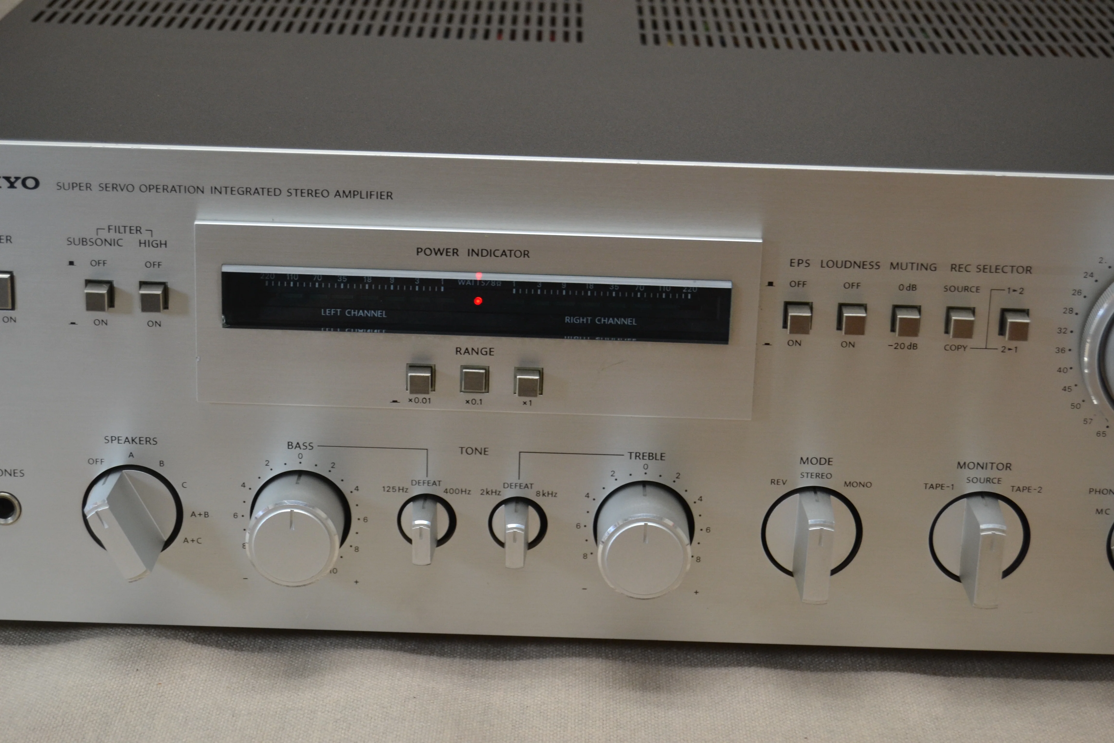 Onkyo A-7090 Super Servo Operation Integrated Stereo Amplifier (1980-81) * 110W RMS - Image 3
