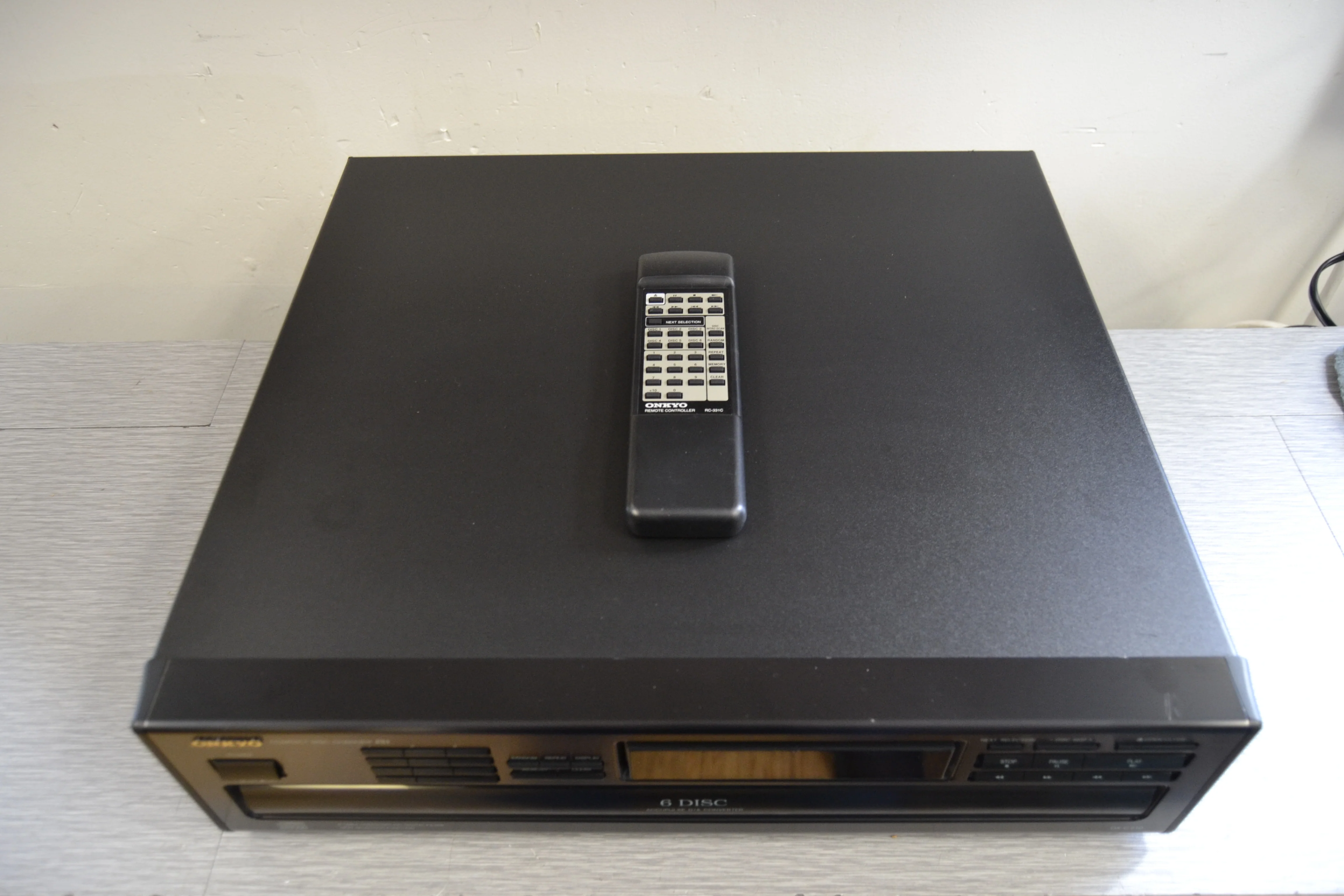 Onkyo DX-C210 CD Carousel 6 Discs * Remote Control - Image 6