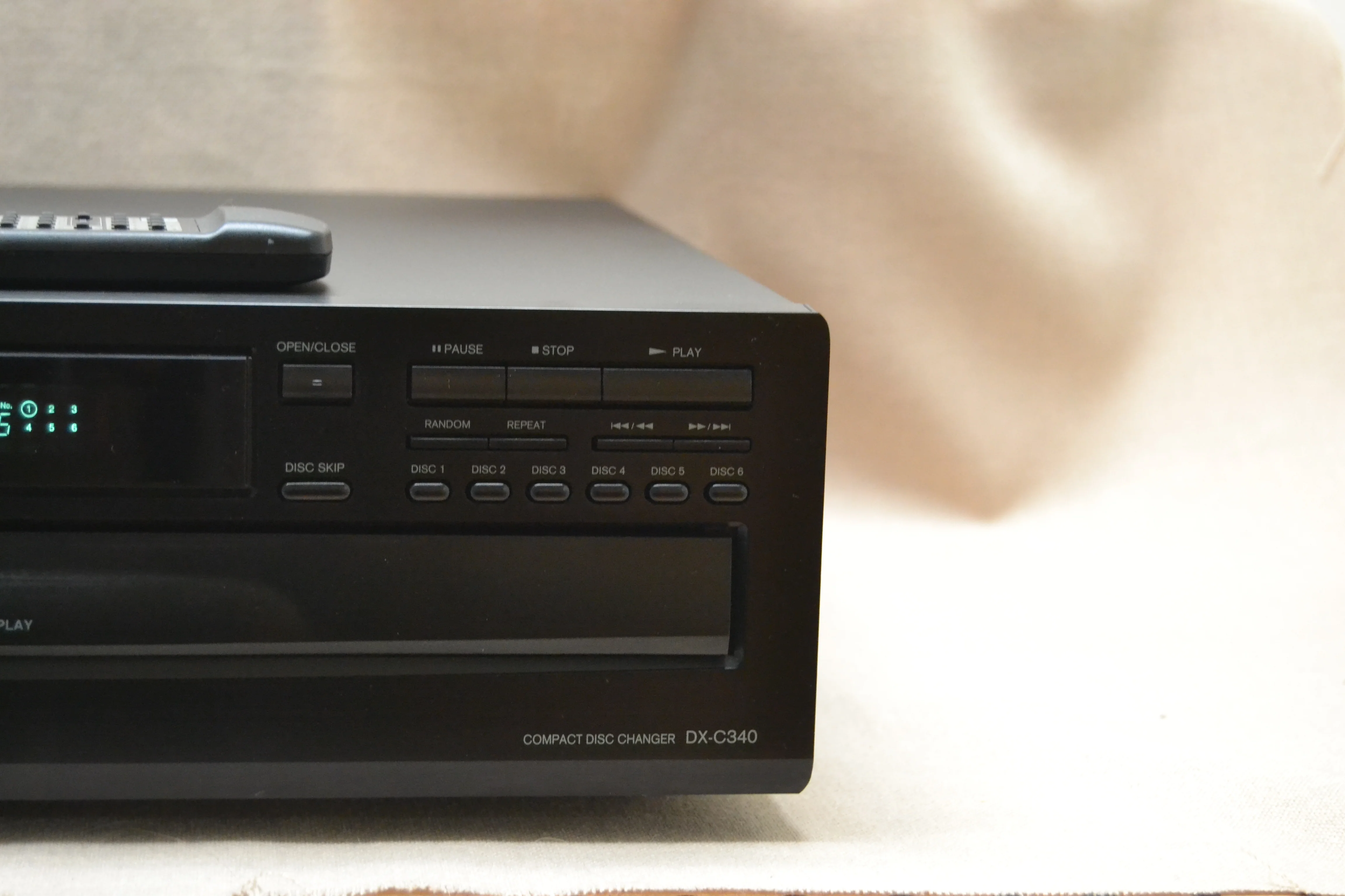 Onkyo DX-C340 CD Carousel 6 Discs * Remote - Image 4