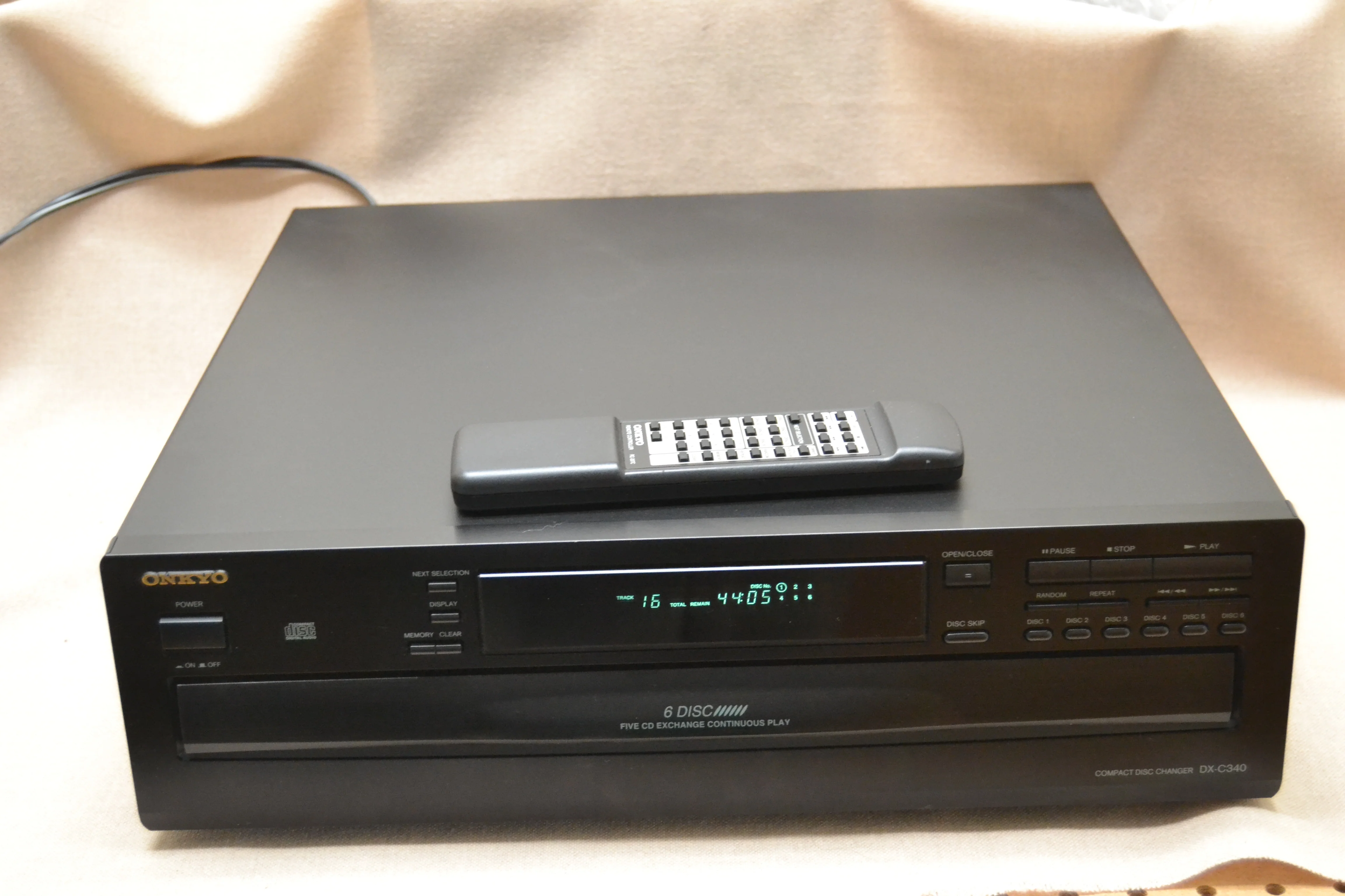 Onkyo DX-C340 CD Carousel 6 Discs * Remote - Image 5