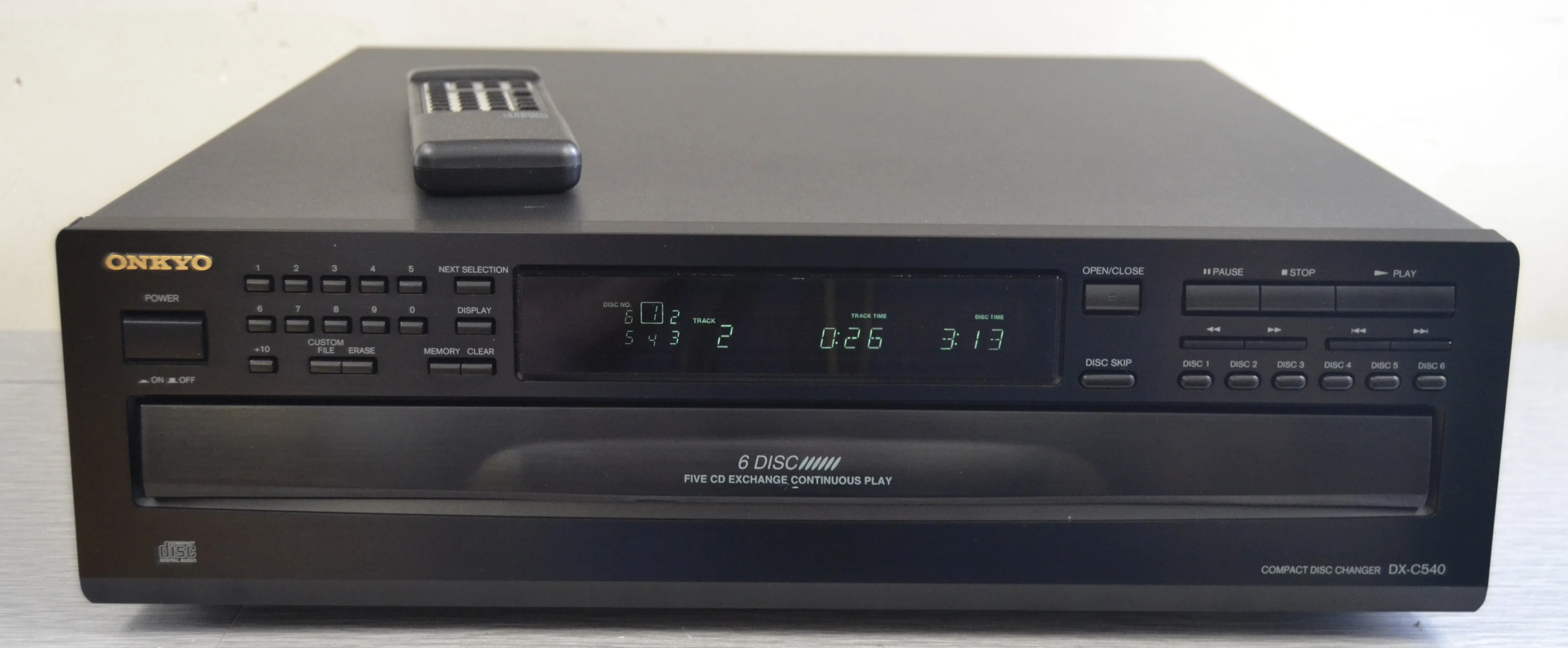 Onkyo DX-C540 CD Carousel * 6 Discs * Remote Control