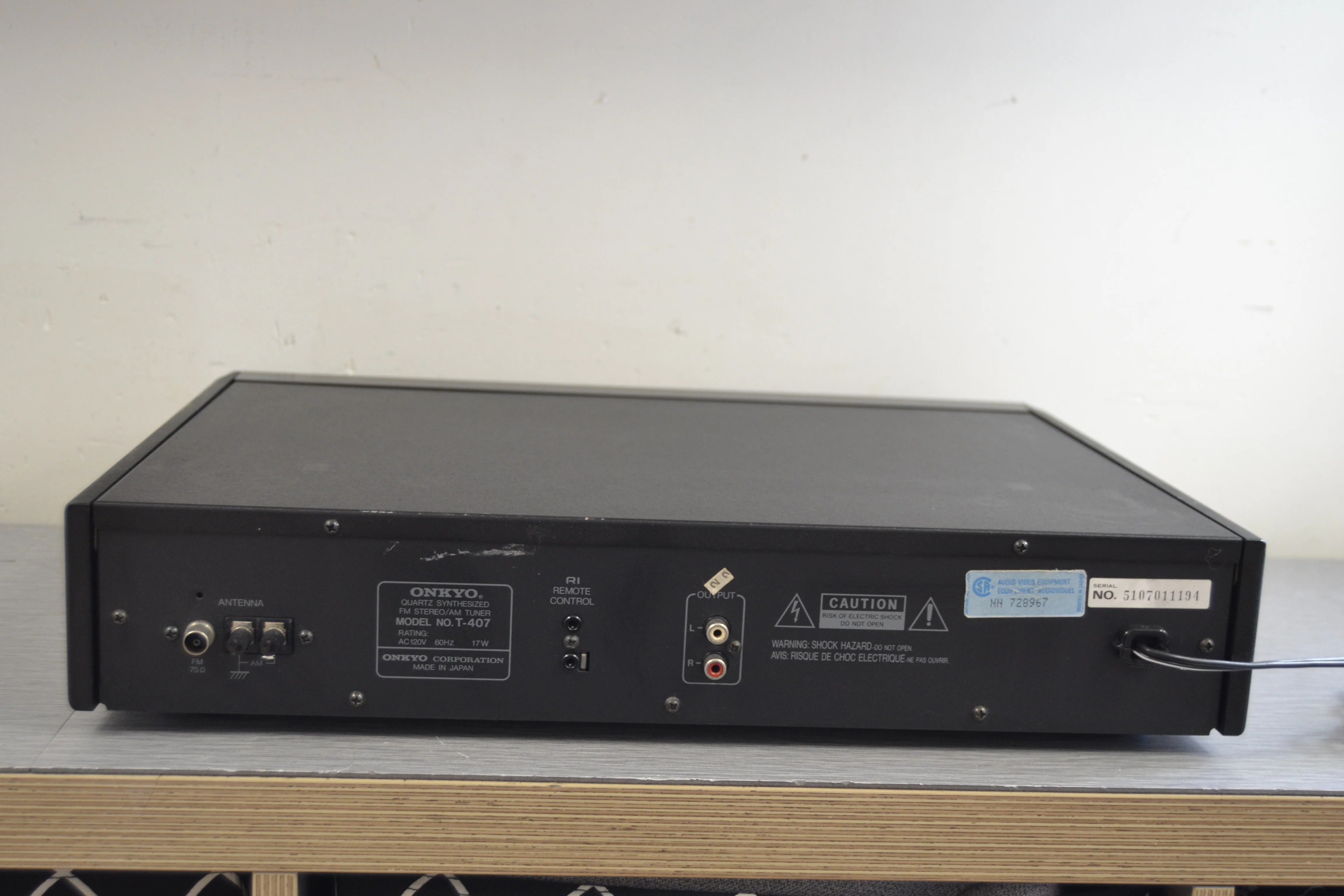 Onkyo Integra T-407 Stereo Tuner - Image 8