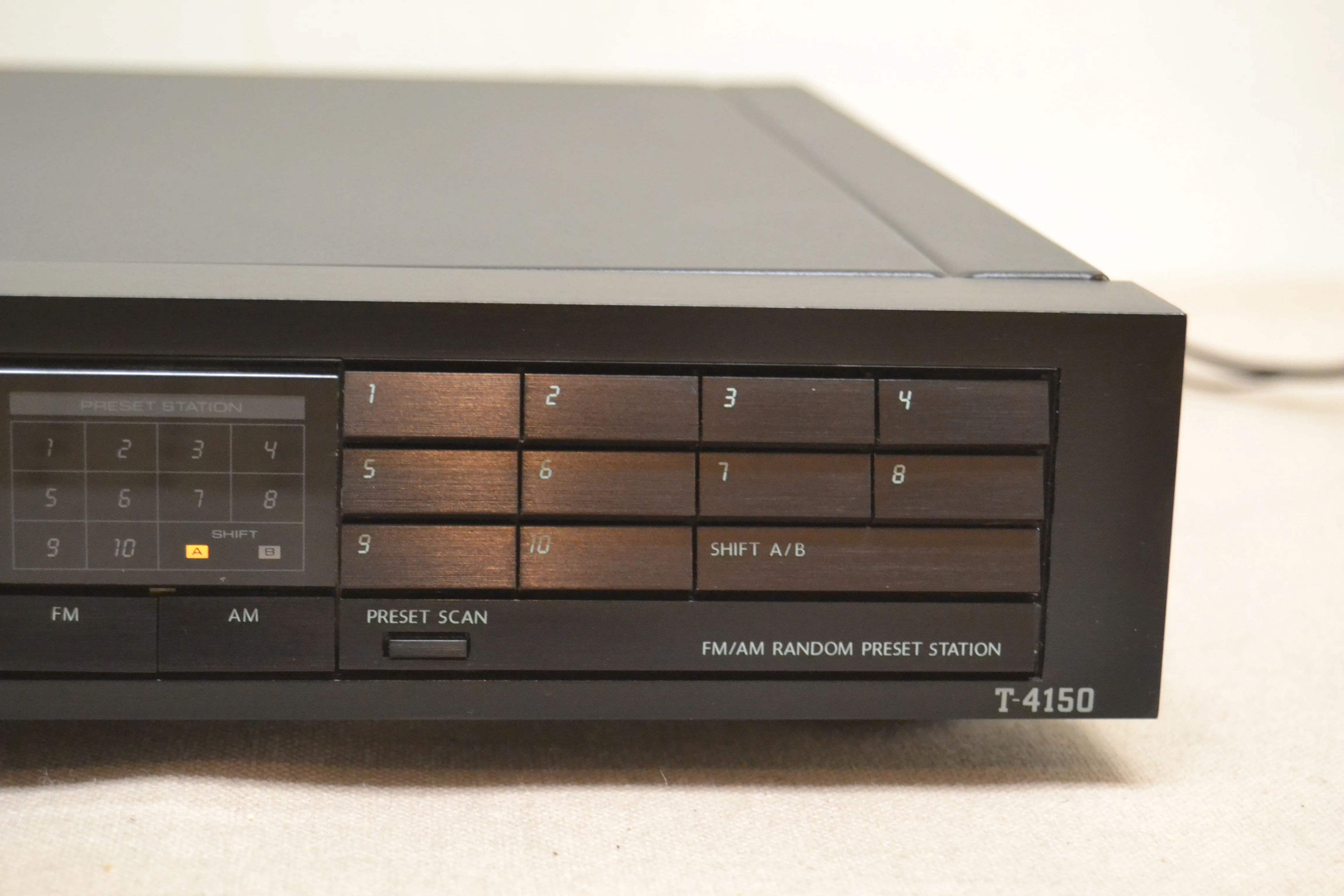 Onkyo T-4150 Synthesized FM Stereo / AM Tuner (1987-89) - Image 6