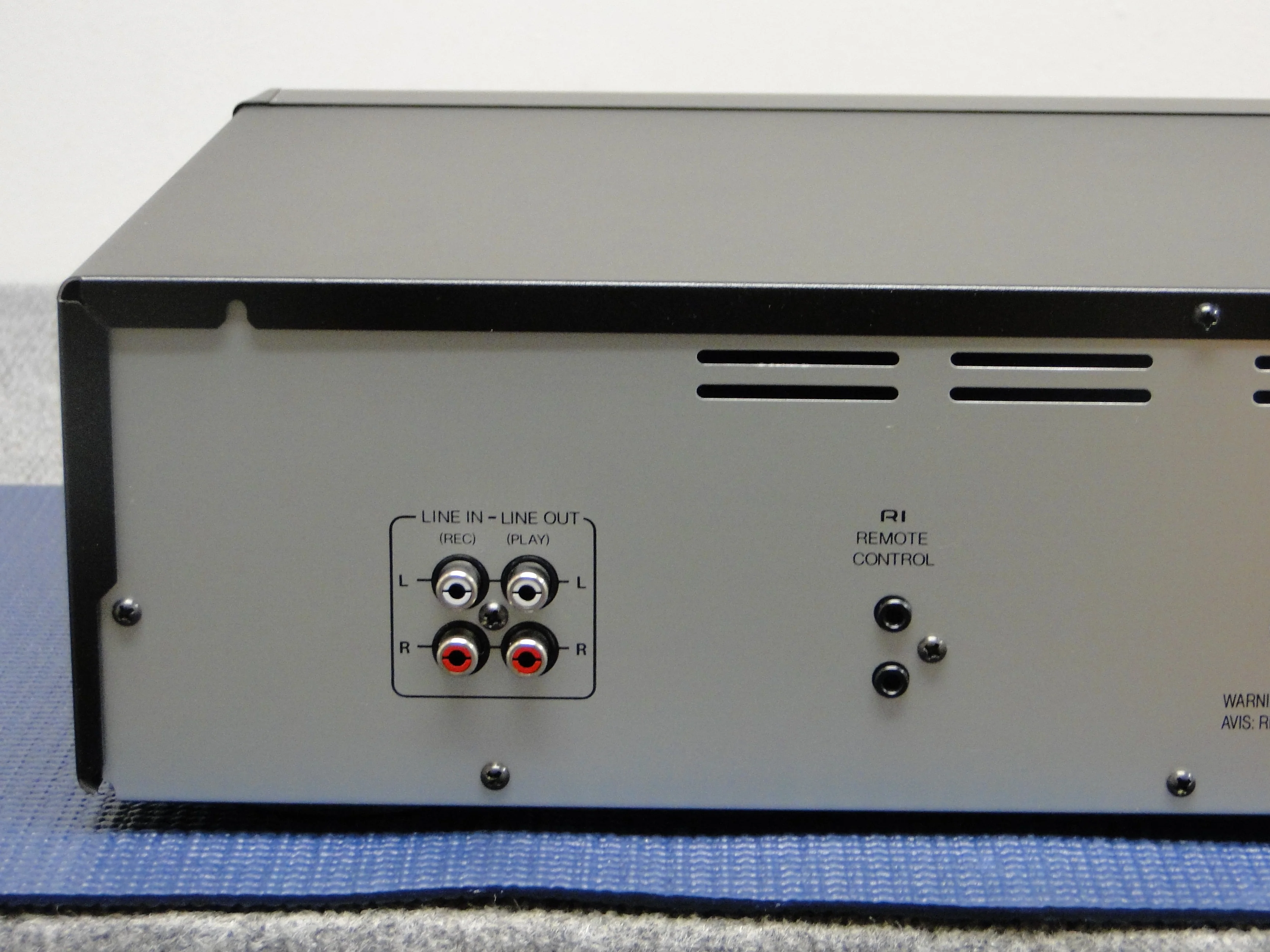 Onkyo TA-R301 Single Cassette Deck - Image 14