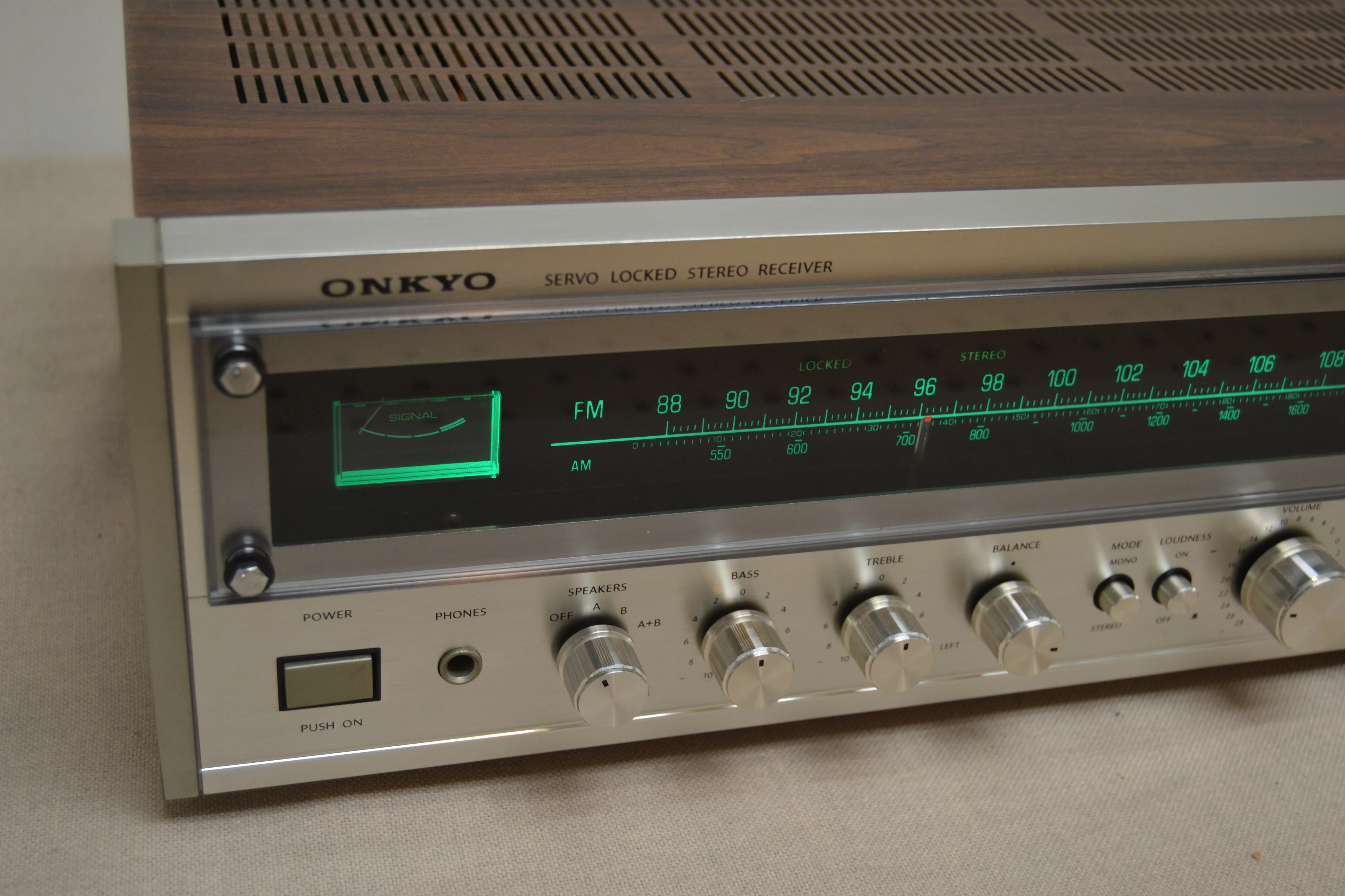 Onkyo TX-1500 Stereo Receiver *  15W RMS * 1979 - Image 9