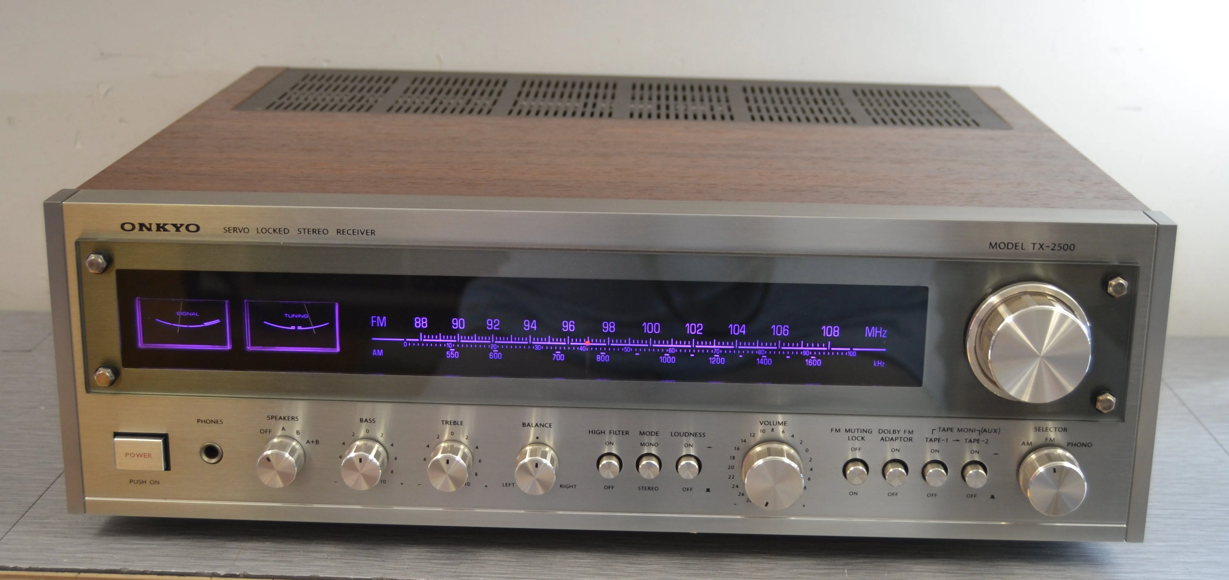 Onkyo TX-2500 Stereo Receiver * LED Upgrade * 30W RMS * 1979