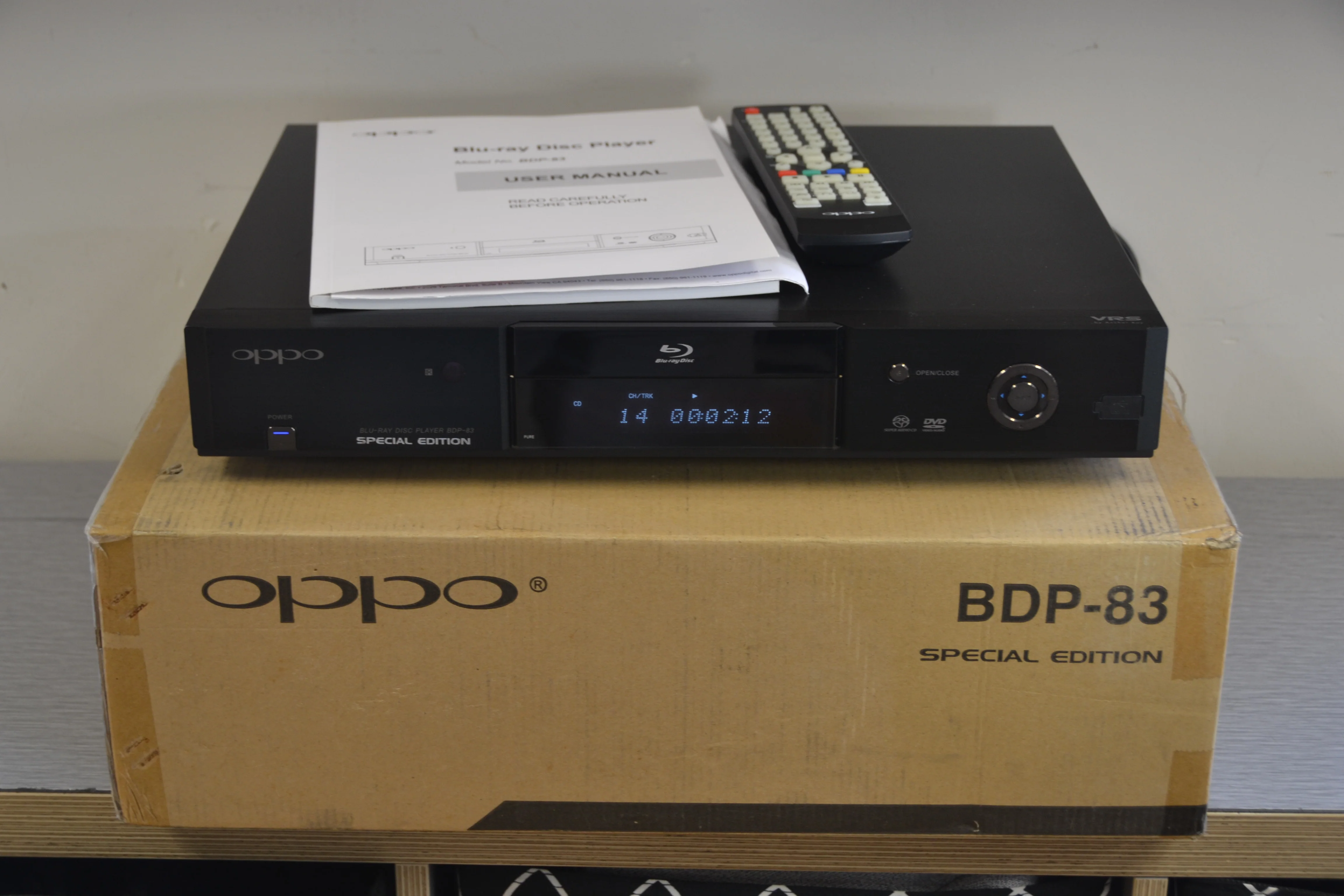 Oppo BDP-83SE BluRay SACD Player * Remote * Box * Manual * Universal Player * Region Free