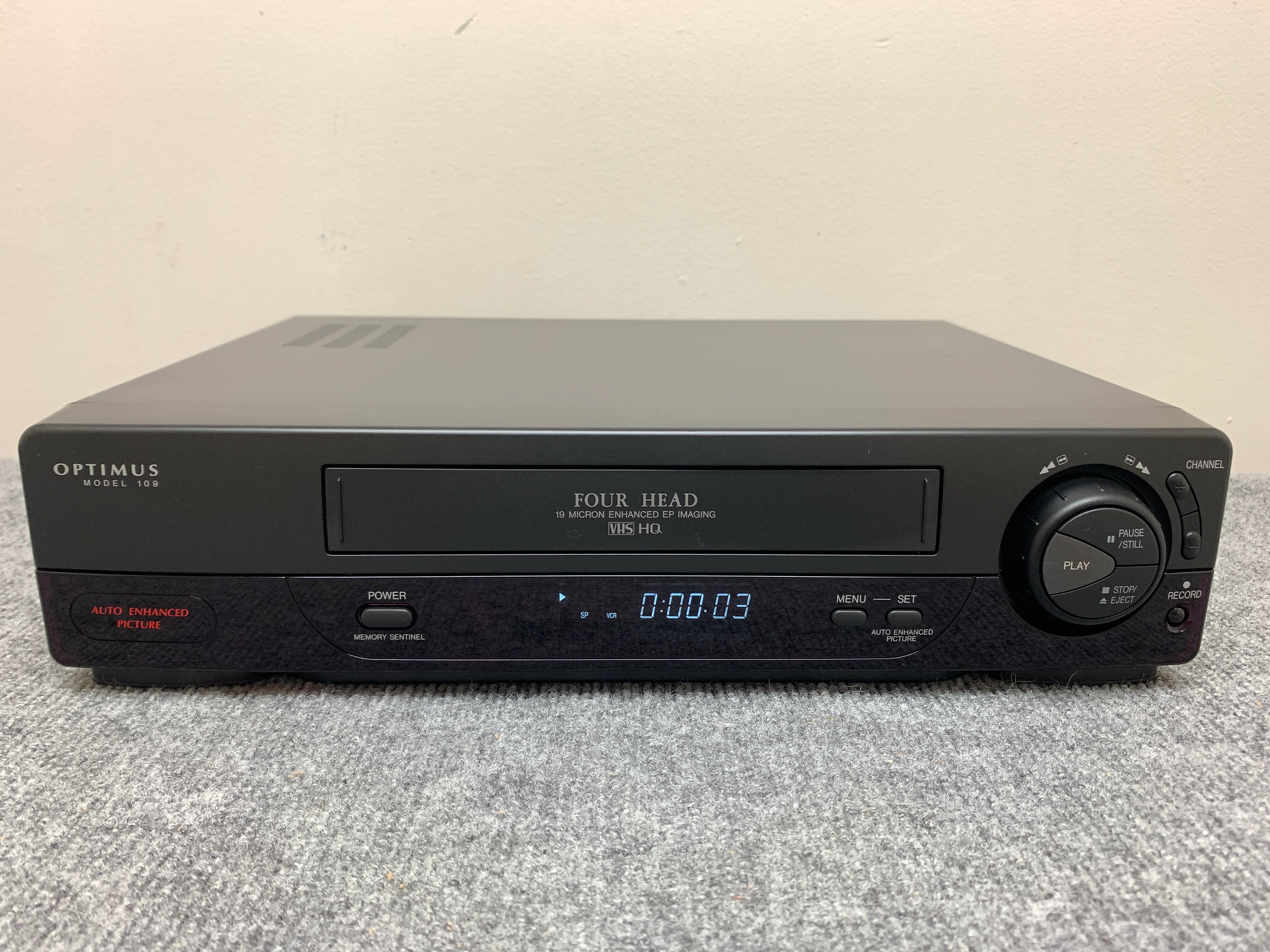 Optimus Model 109 VHS Video Cassette Recorder