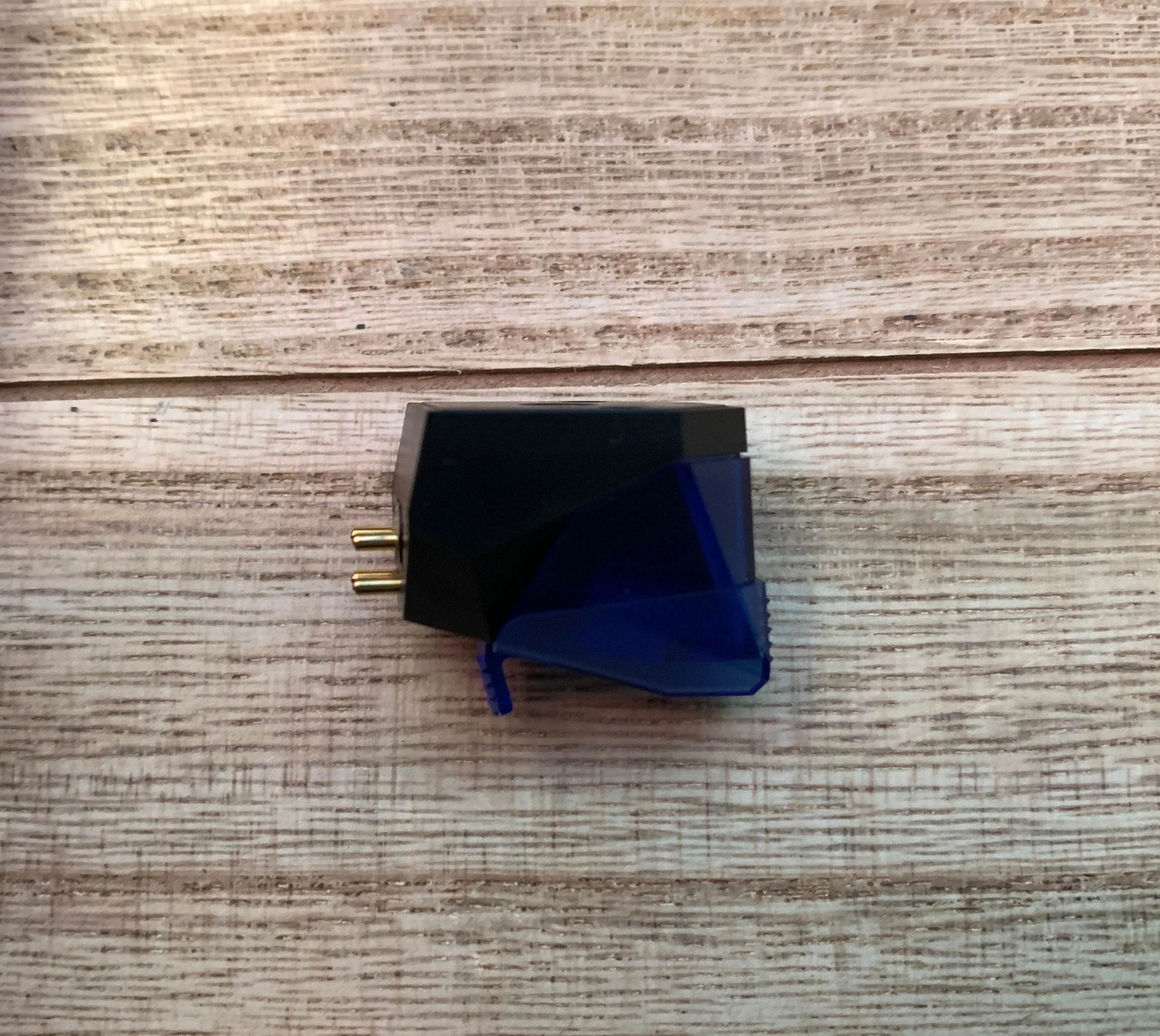 Ortofon 2M Blue Phono Cartridge * Stylus - Image 2