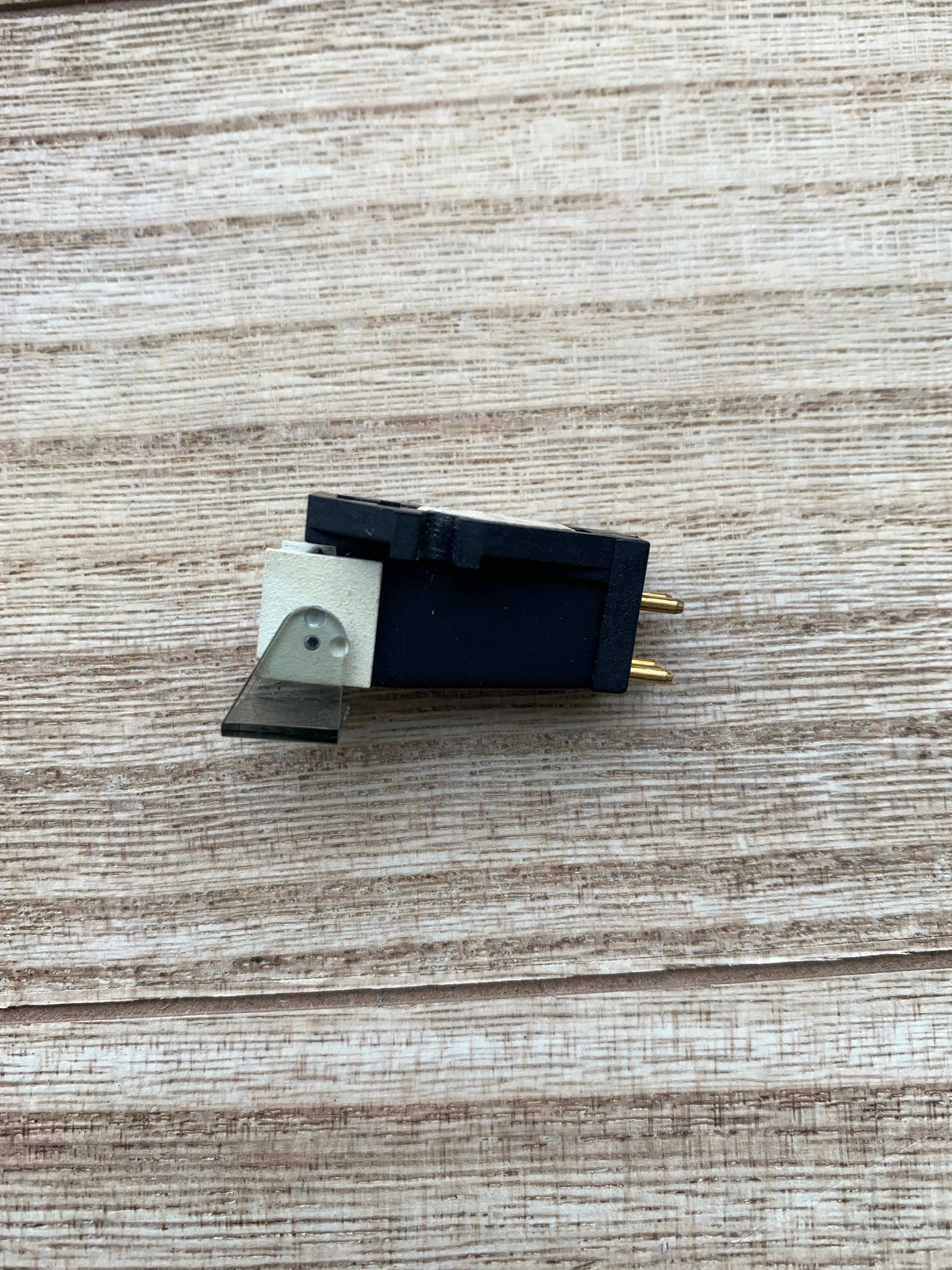 Ortofon F15 E MKII Phono Cartridge - Image 2