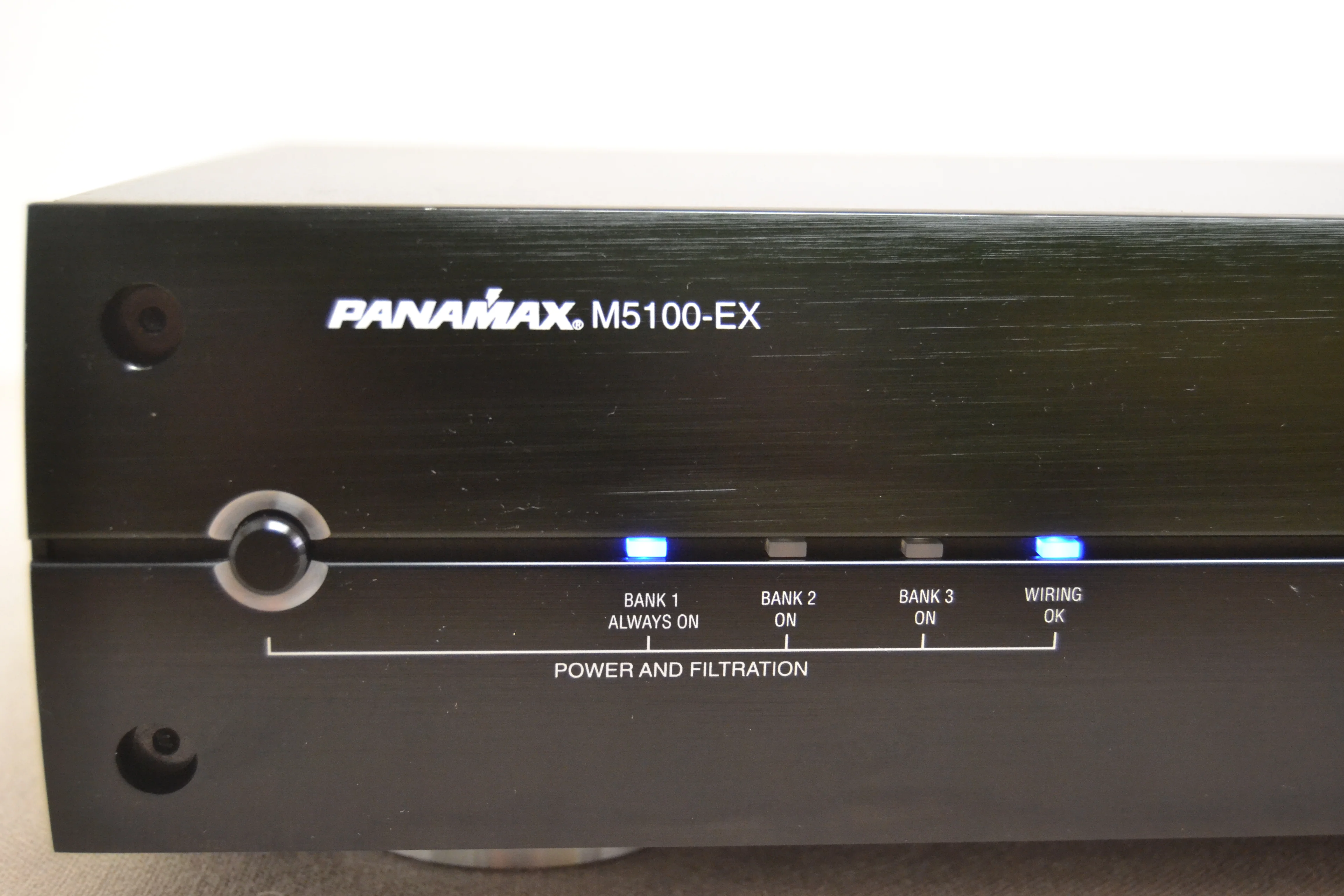 Panamax MAX® 5100-EX Power line conditioner and surge protector - Image 5