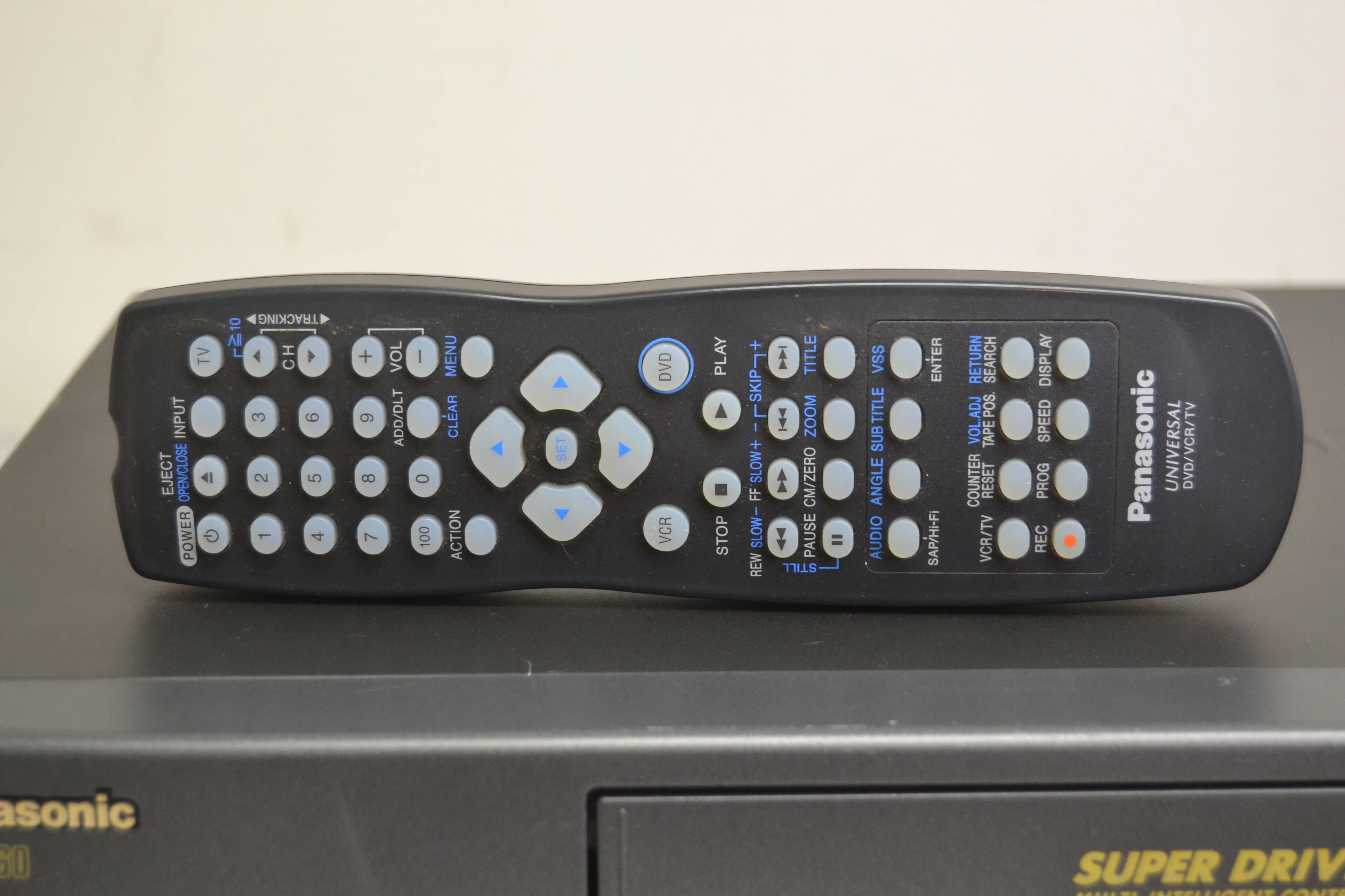 Panasonic AG-2560 Hi-Fi Stereo Video Cassette Recorder * Remote - Image 7