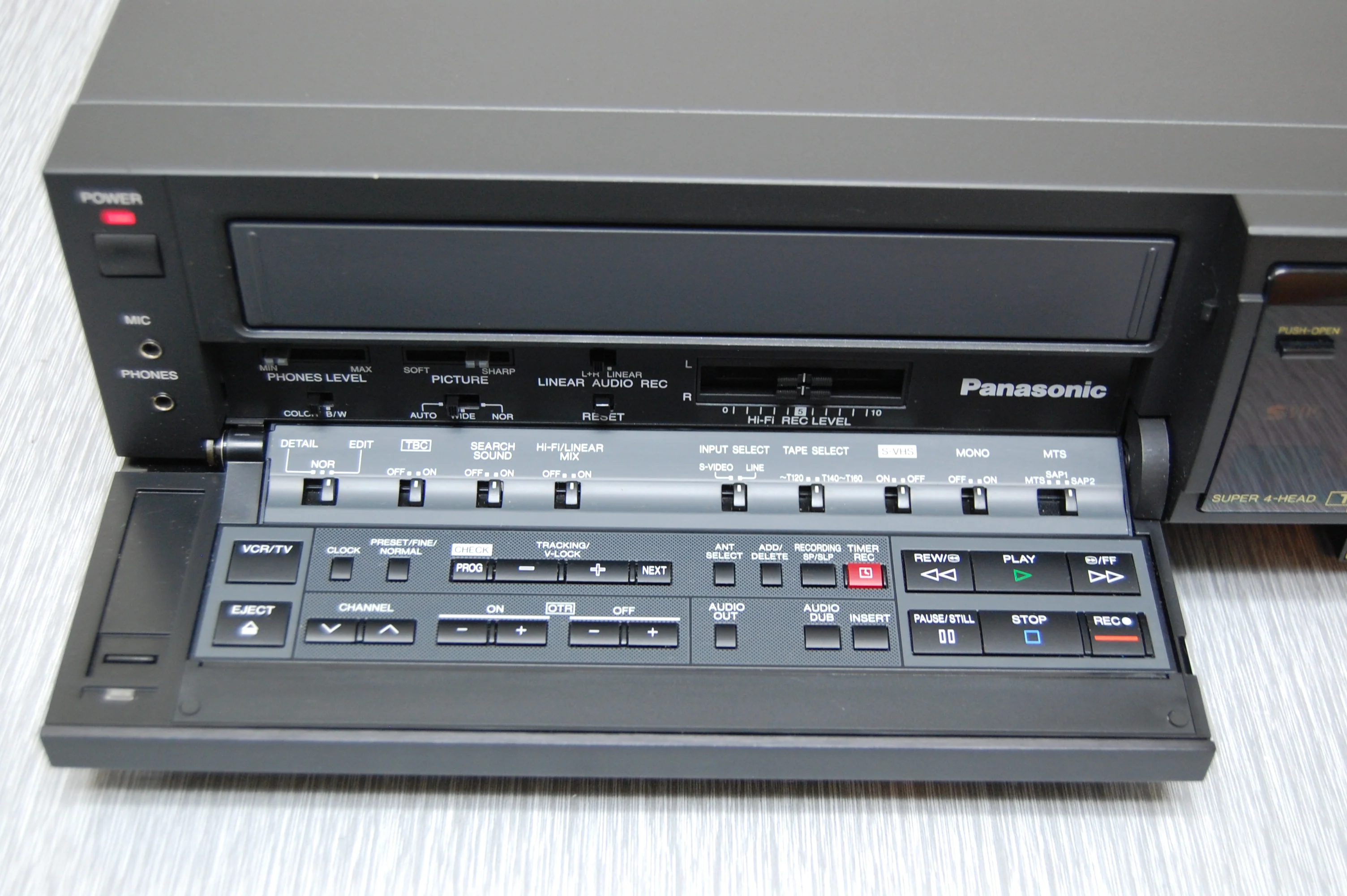 Panasonic AG1980 Super VHS Recorder * Fully Working with Dim Display - Image 11