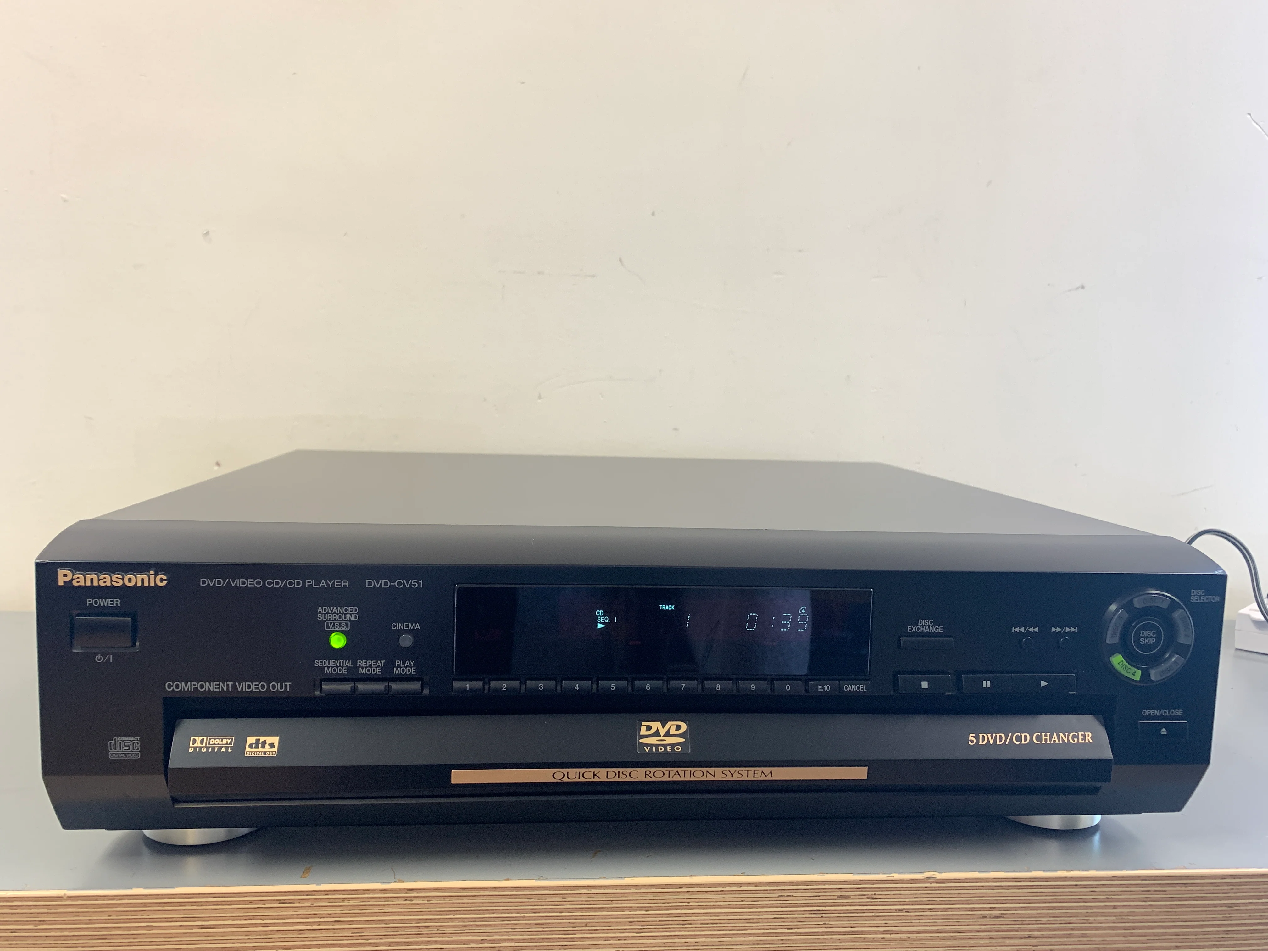 Panasonic DVD-C51 CD/DVD Carousel 5 Discs