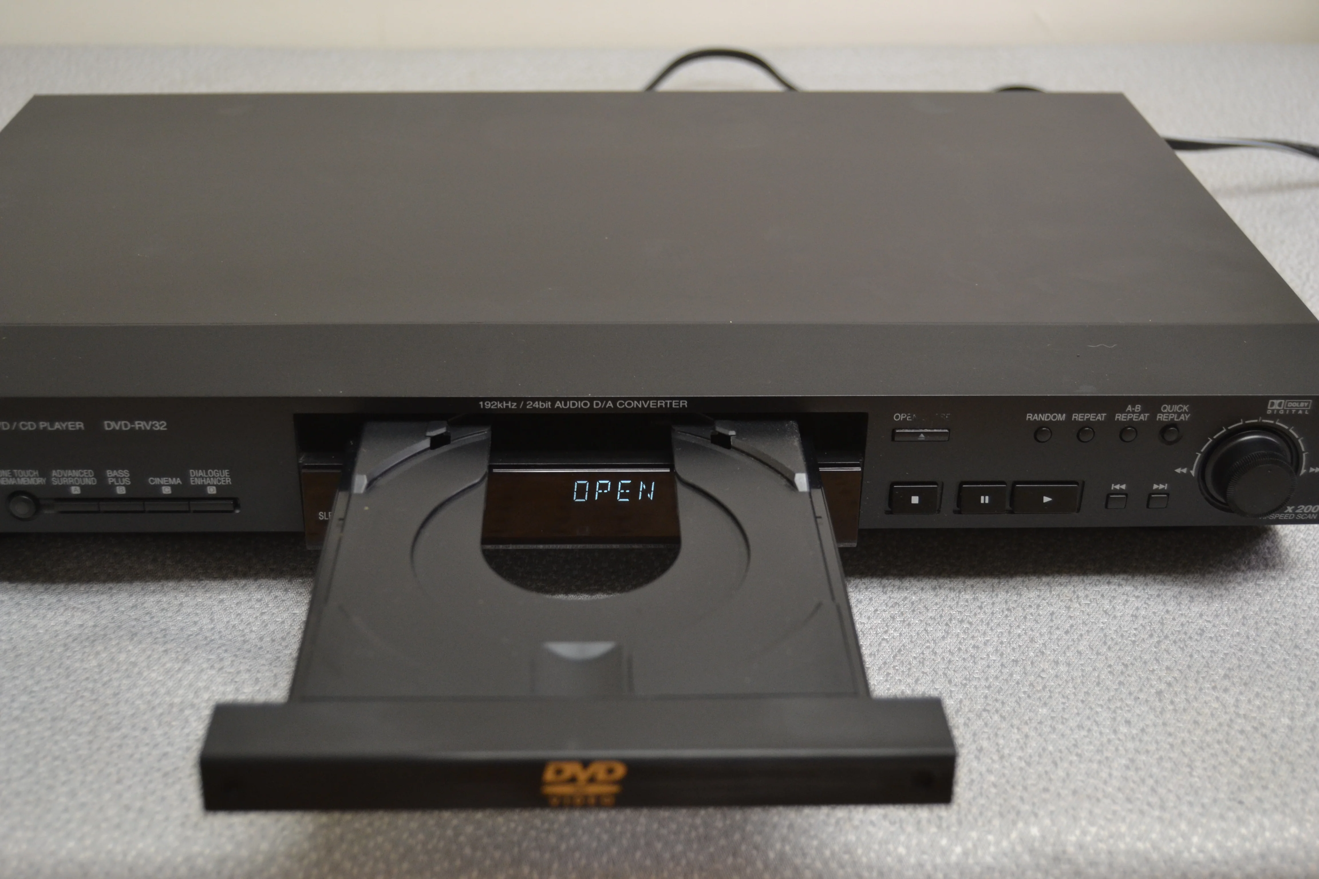 Panasonic DVD-RD32 DVD/CD Player - Image 12
